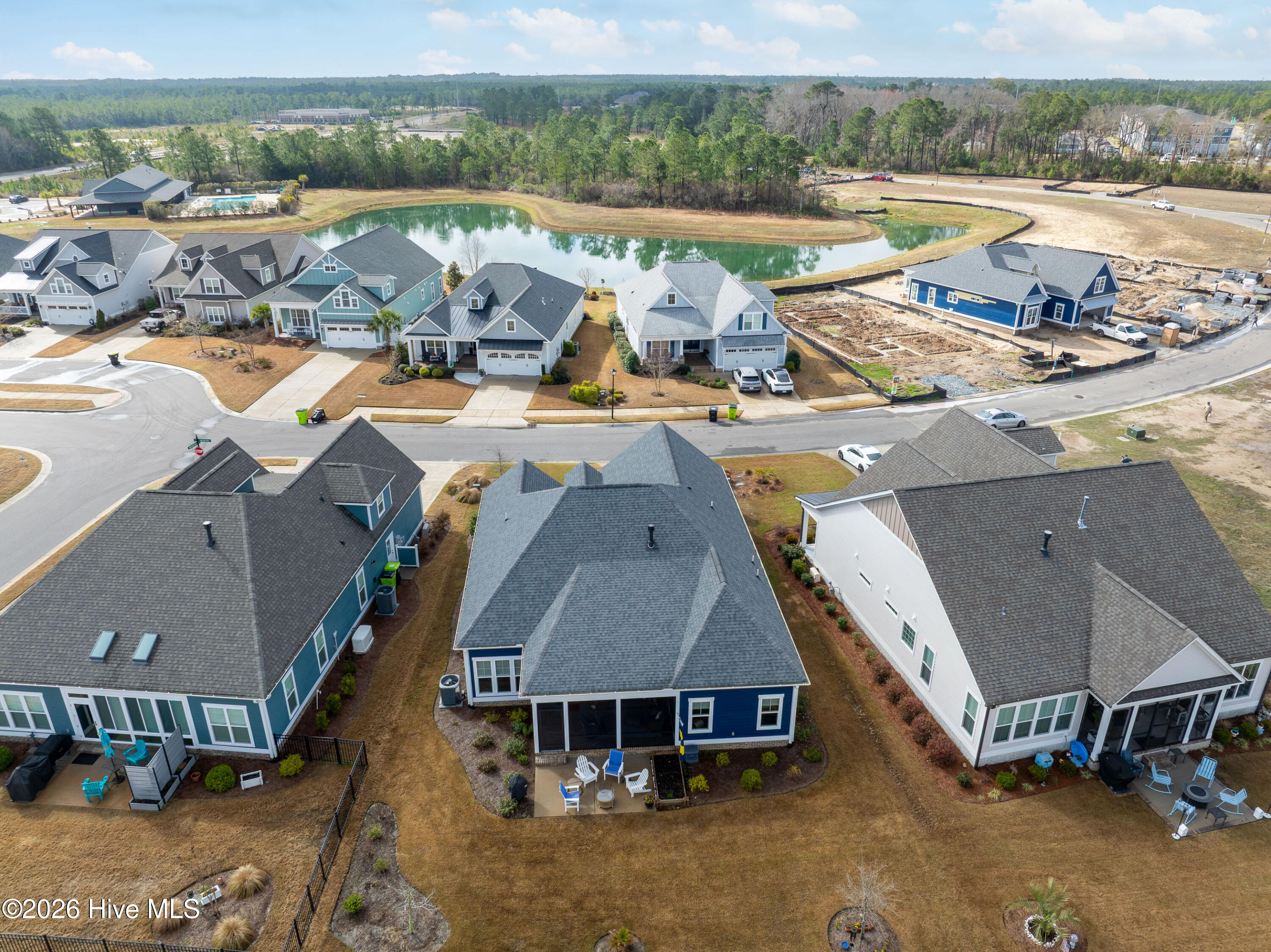 100559737 | Photo 37