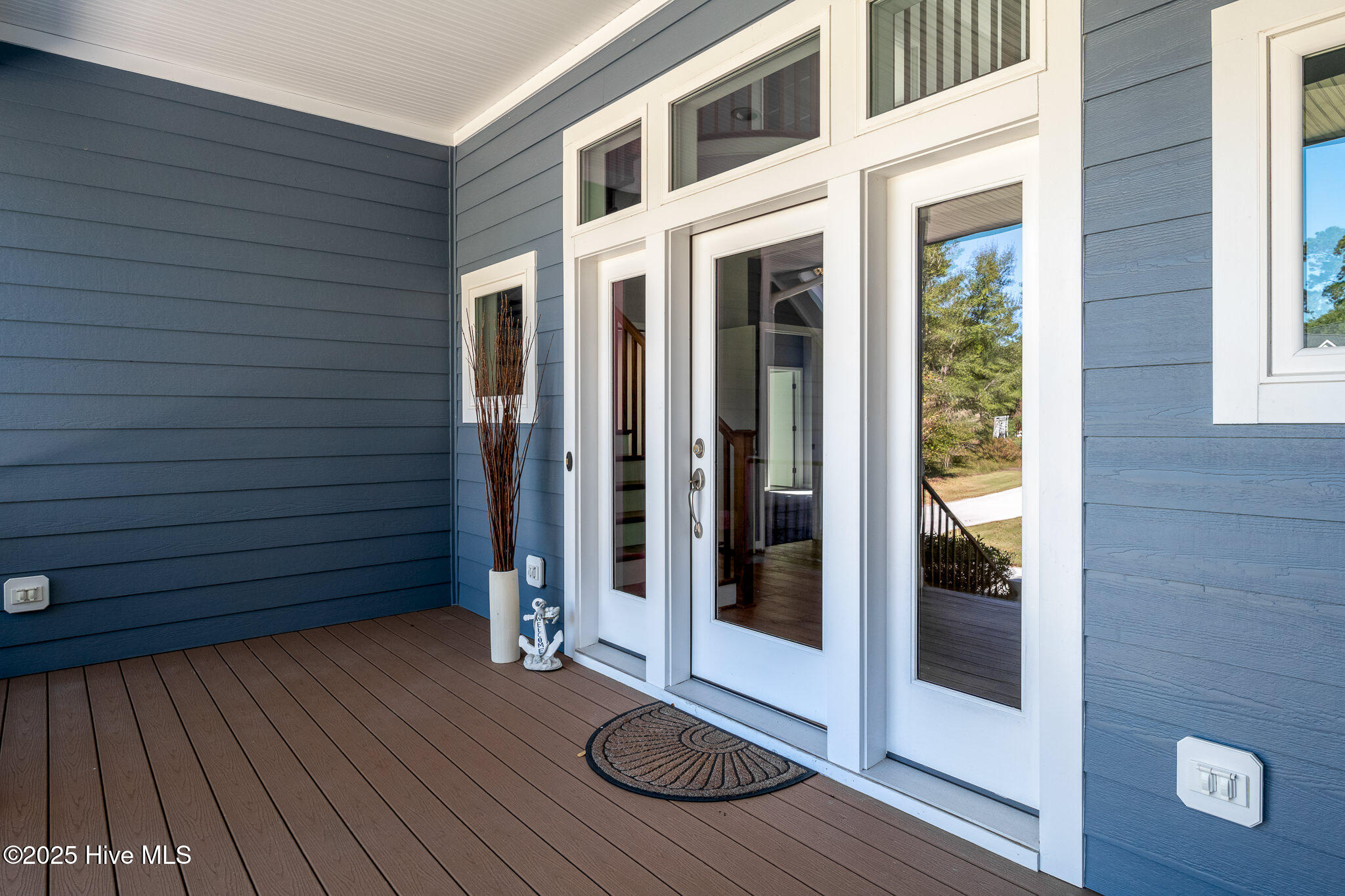 100540412 | Photo 10