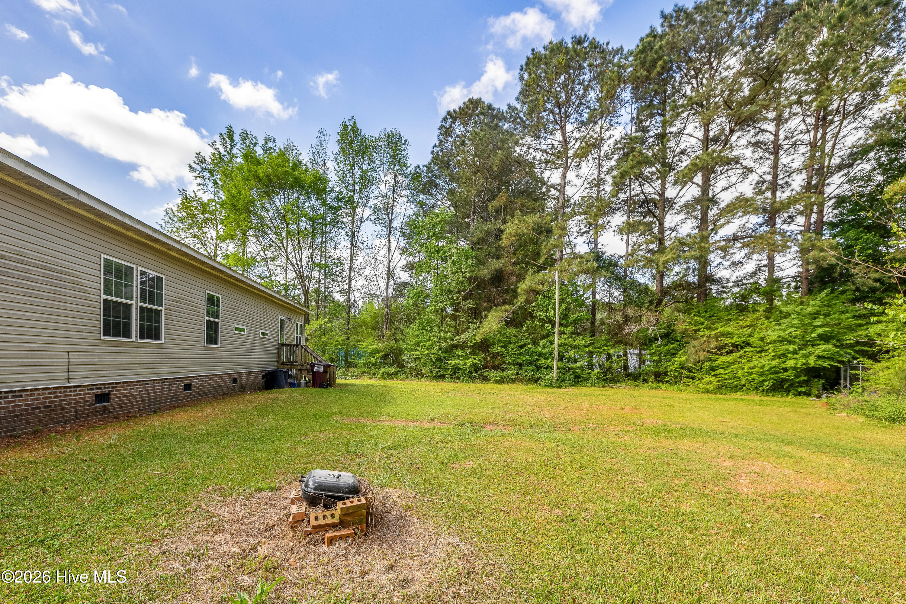 100565815 | Photo 31