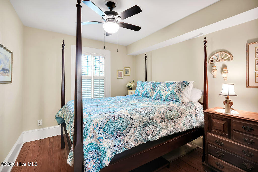 100563749 | Photo 16