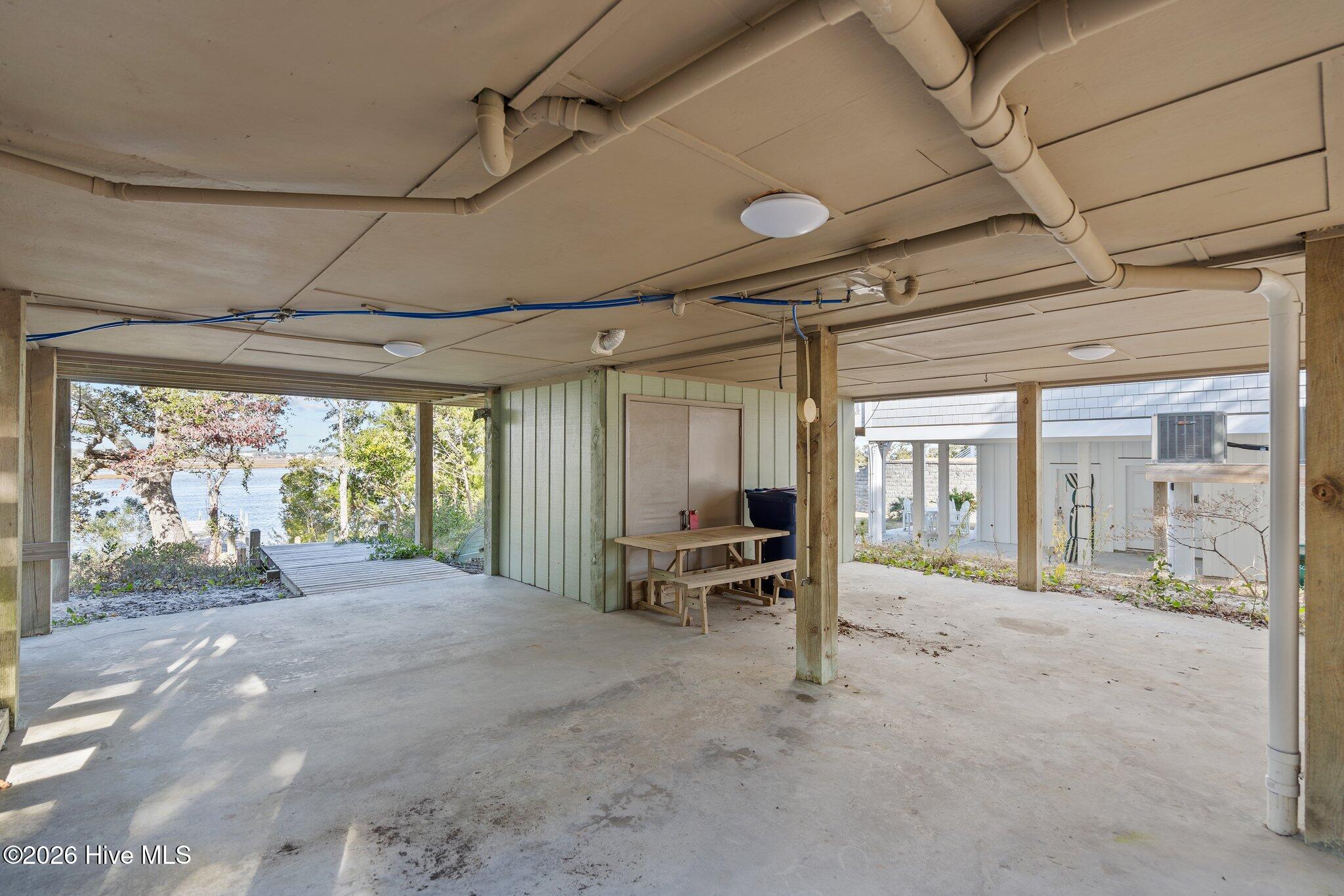 100559194 | Photo 29