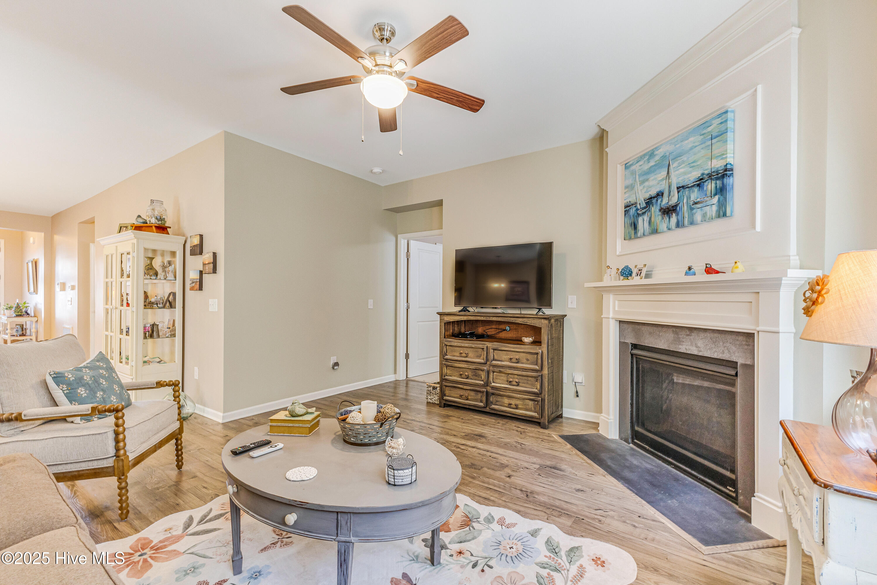 100547068 | Photo 14