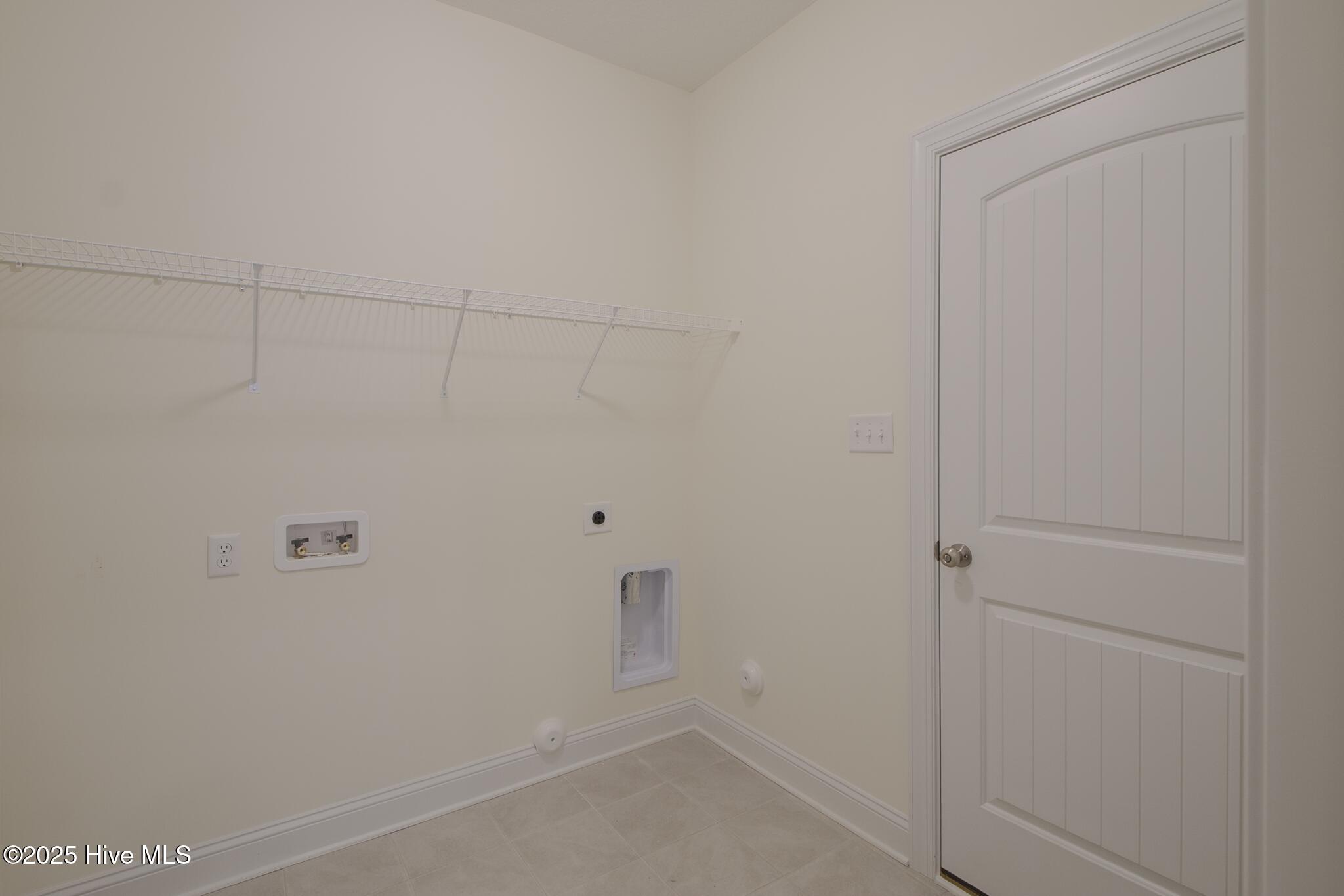 100499578 | Photo 25