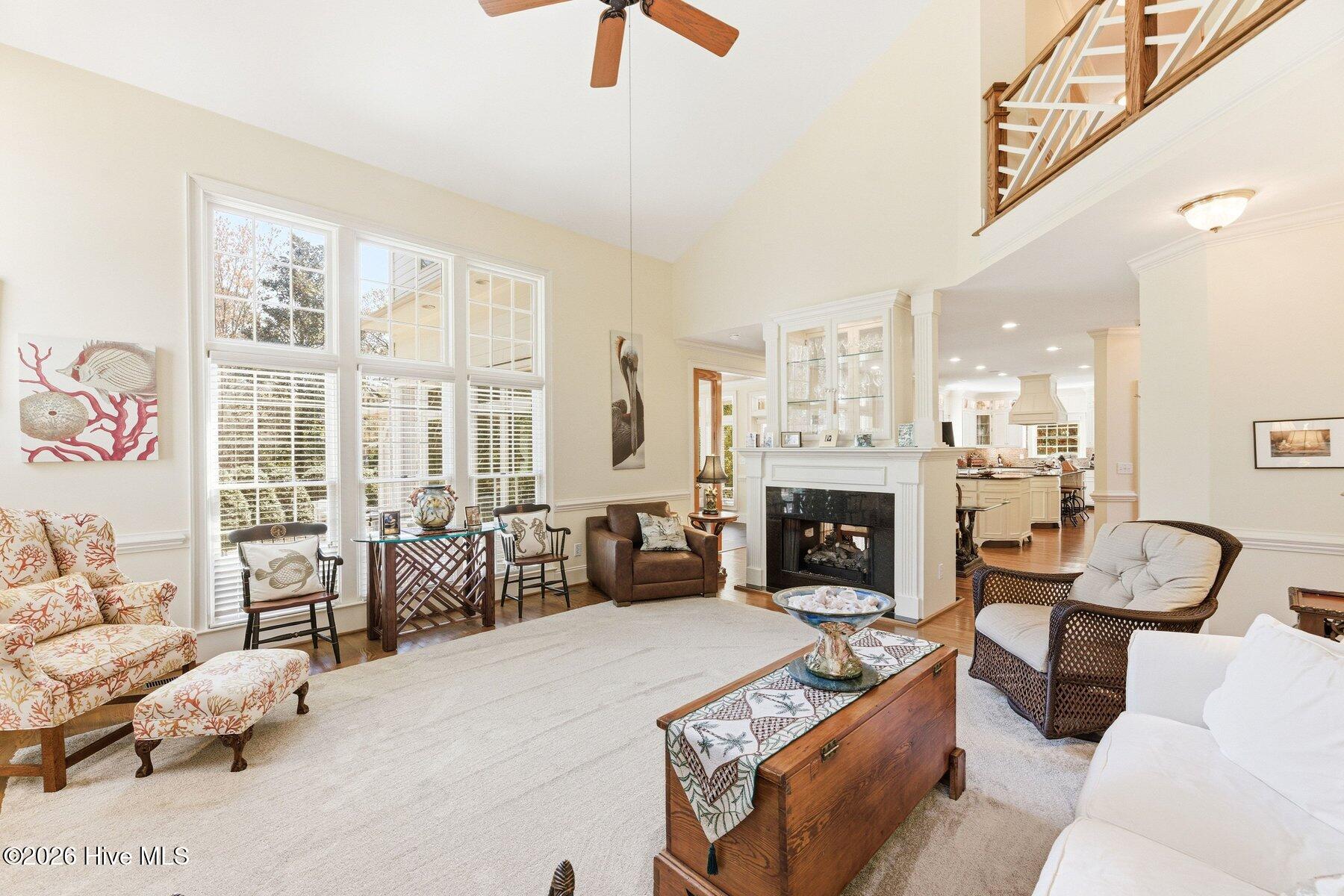 100562414 | Photo 17