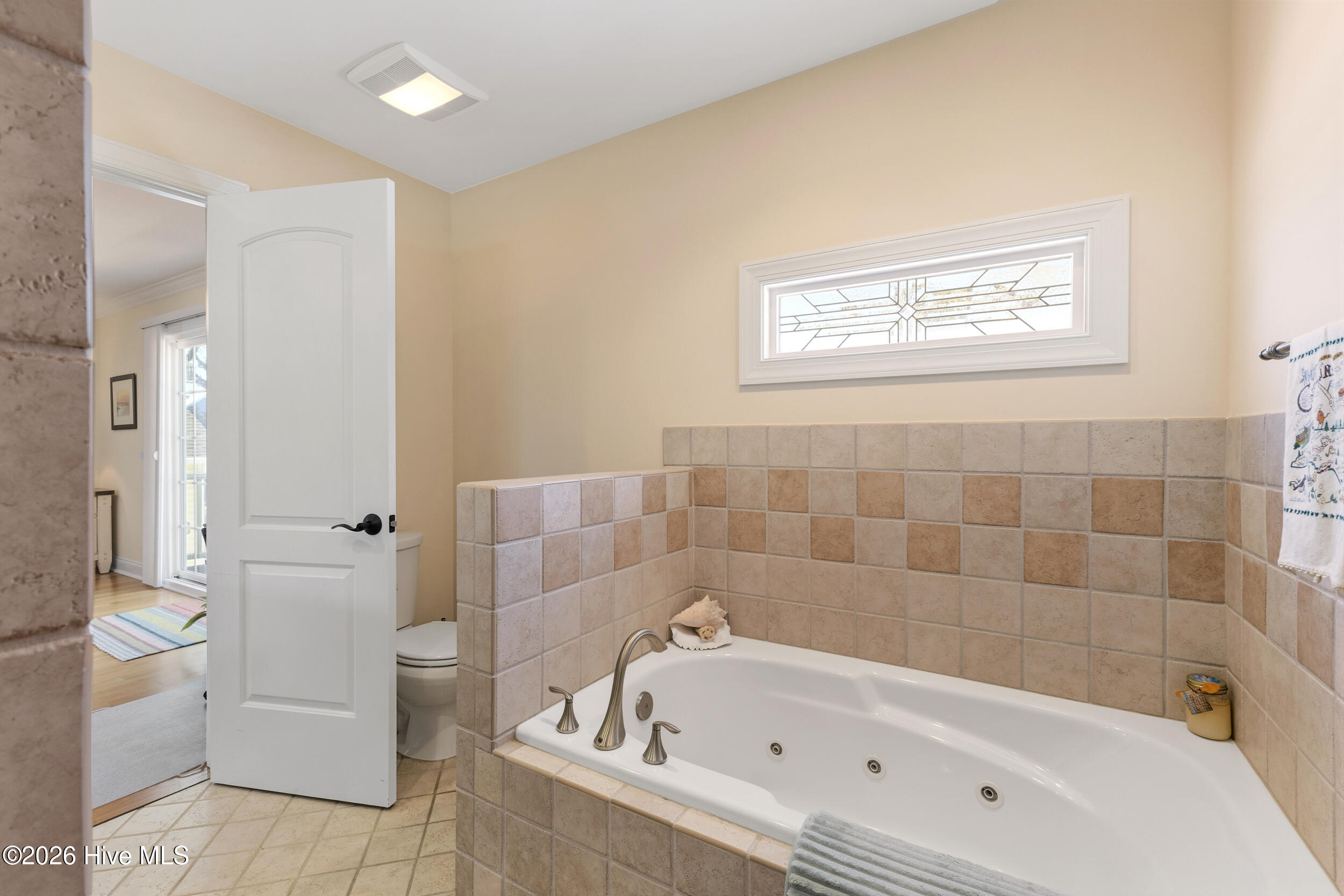 100564508 | Photo 15