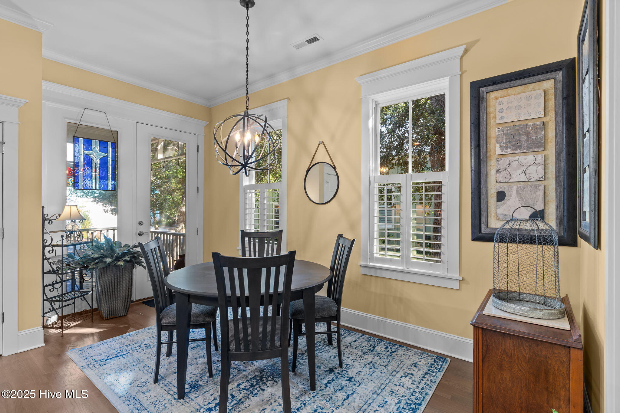 100511633 | Photo 12