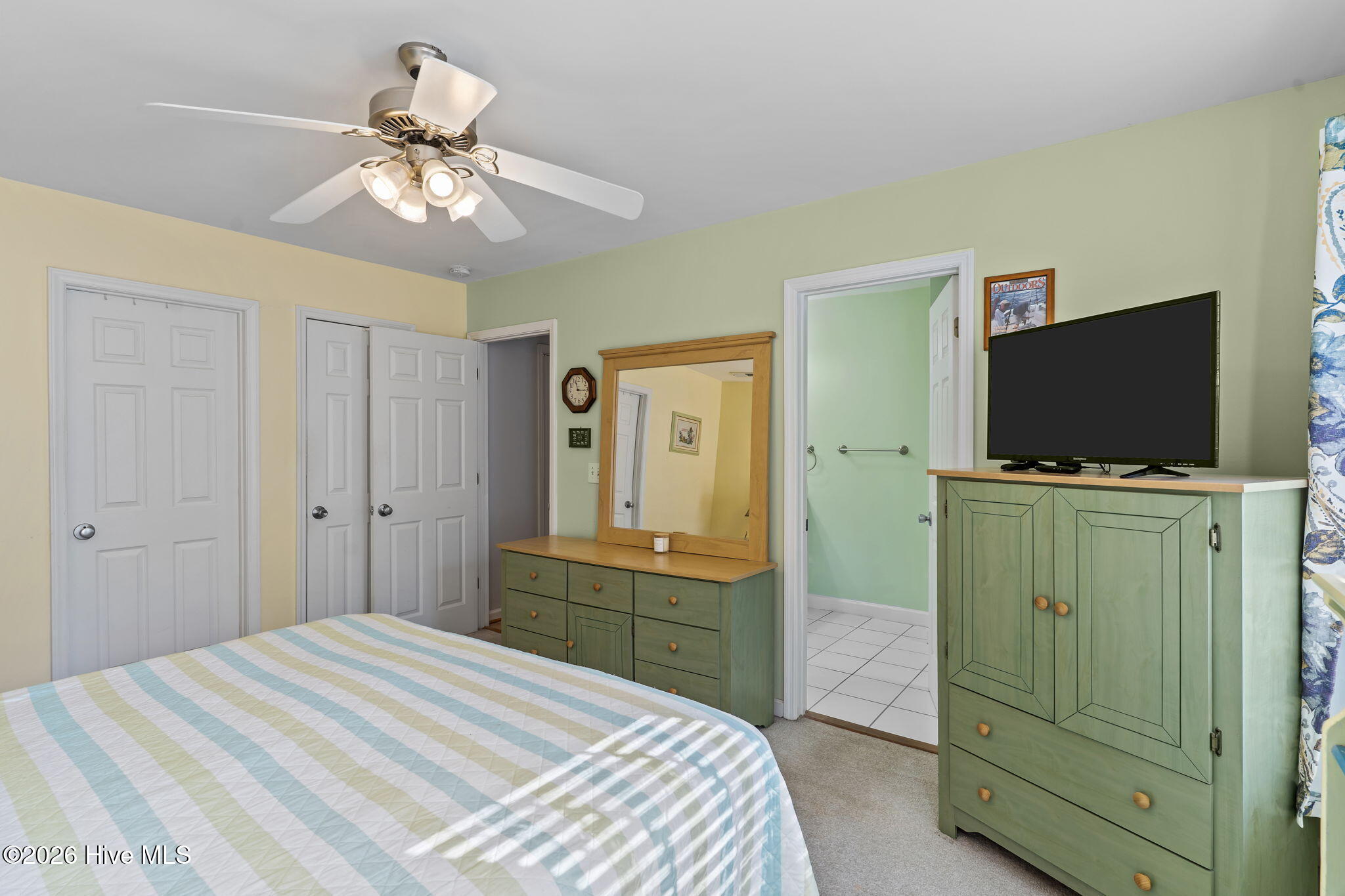 100546550 | Photo 22