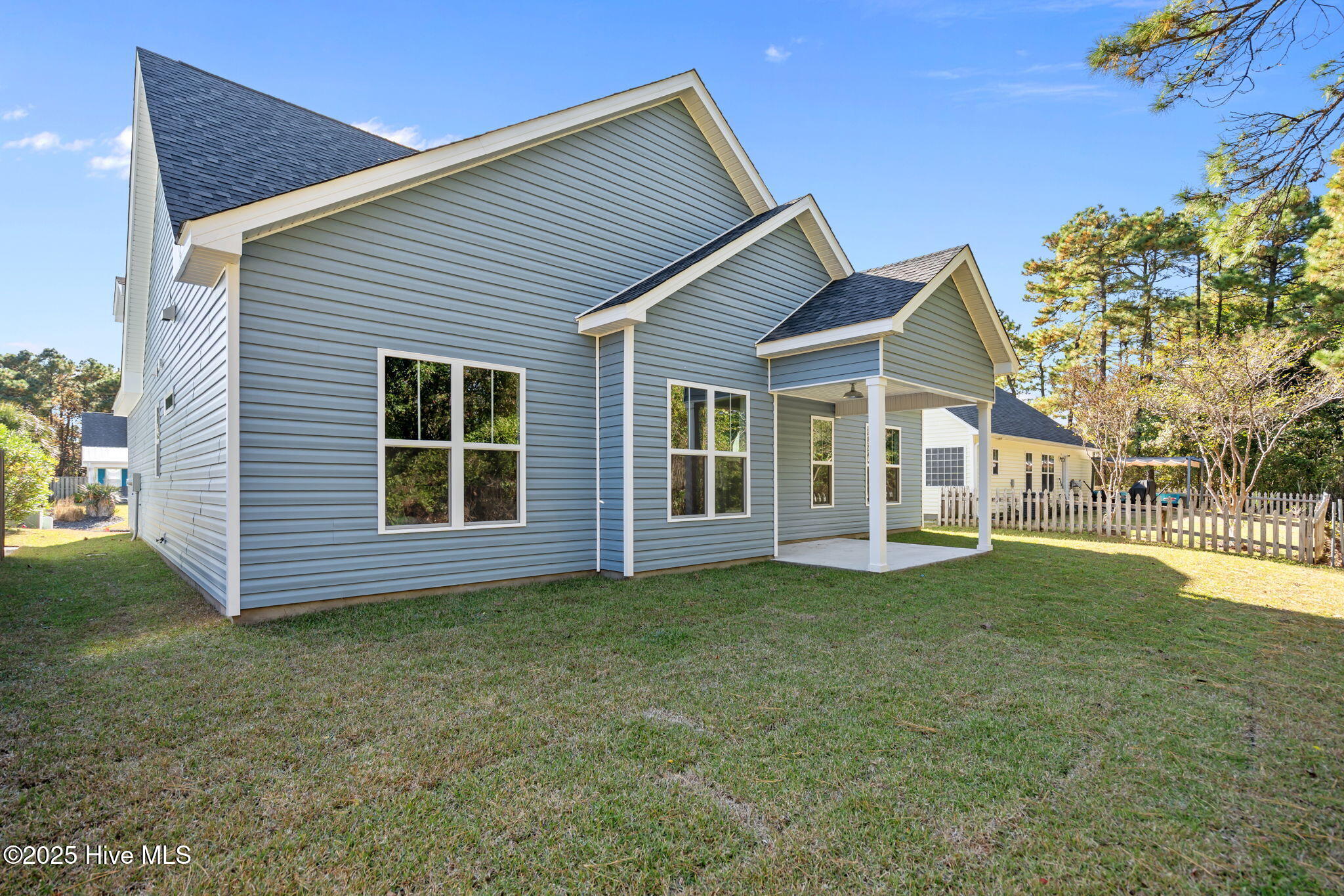 100542016 | Photo 46