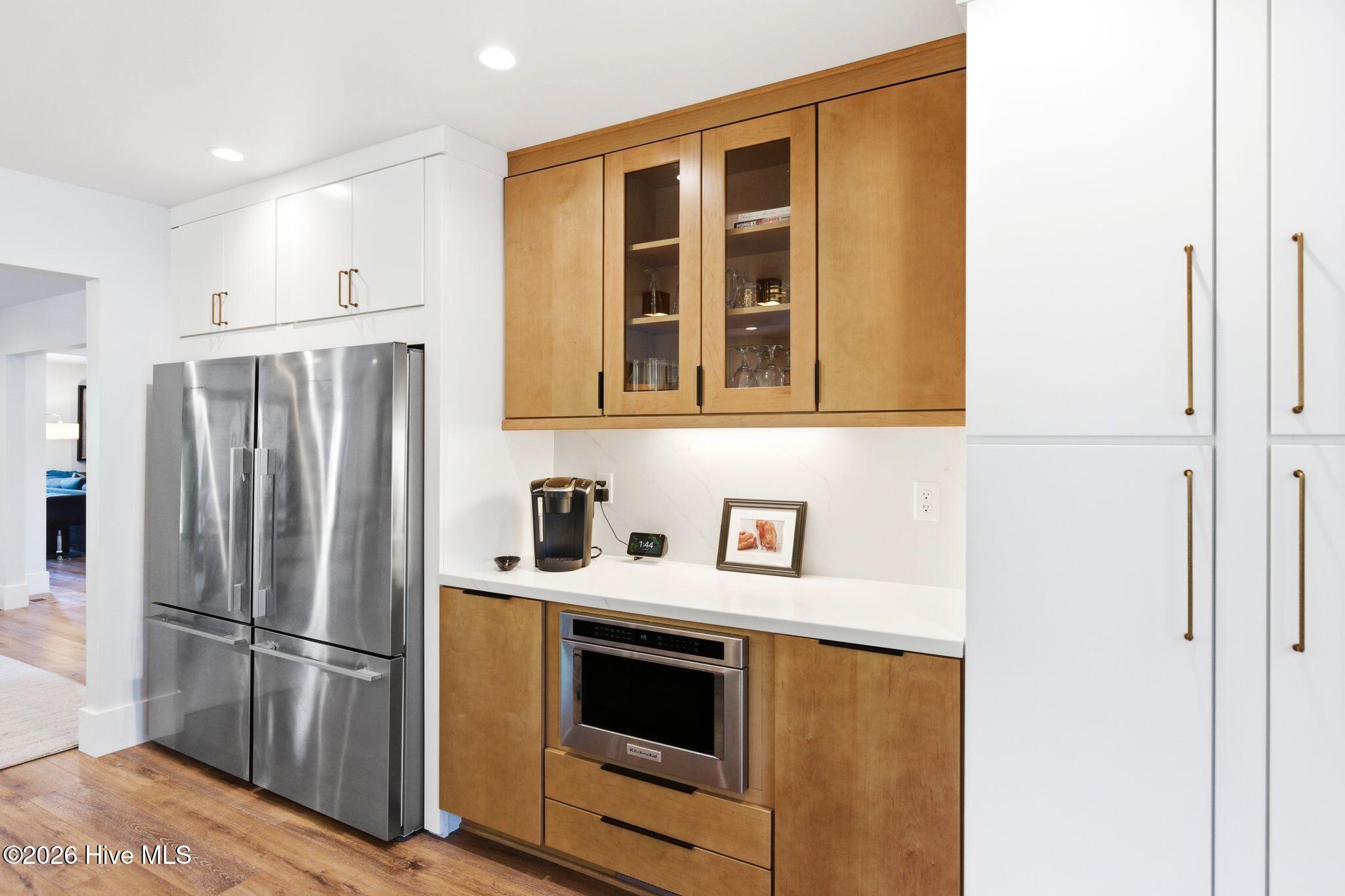 100568012 | Photo 21