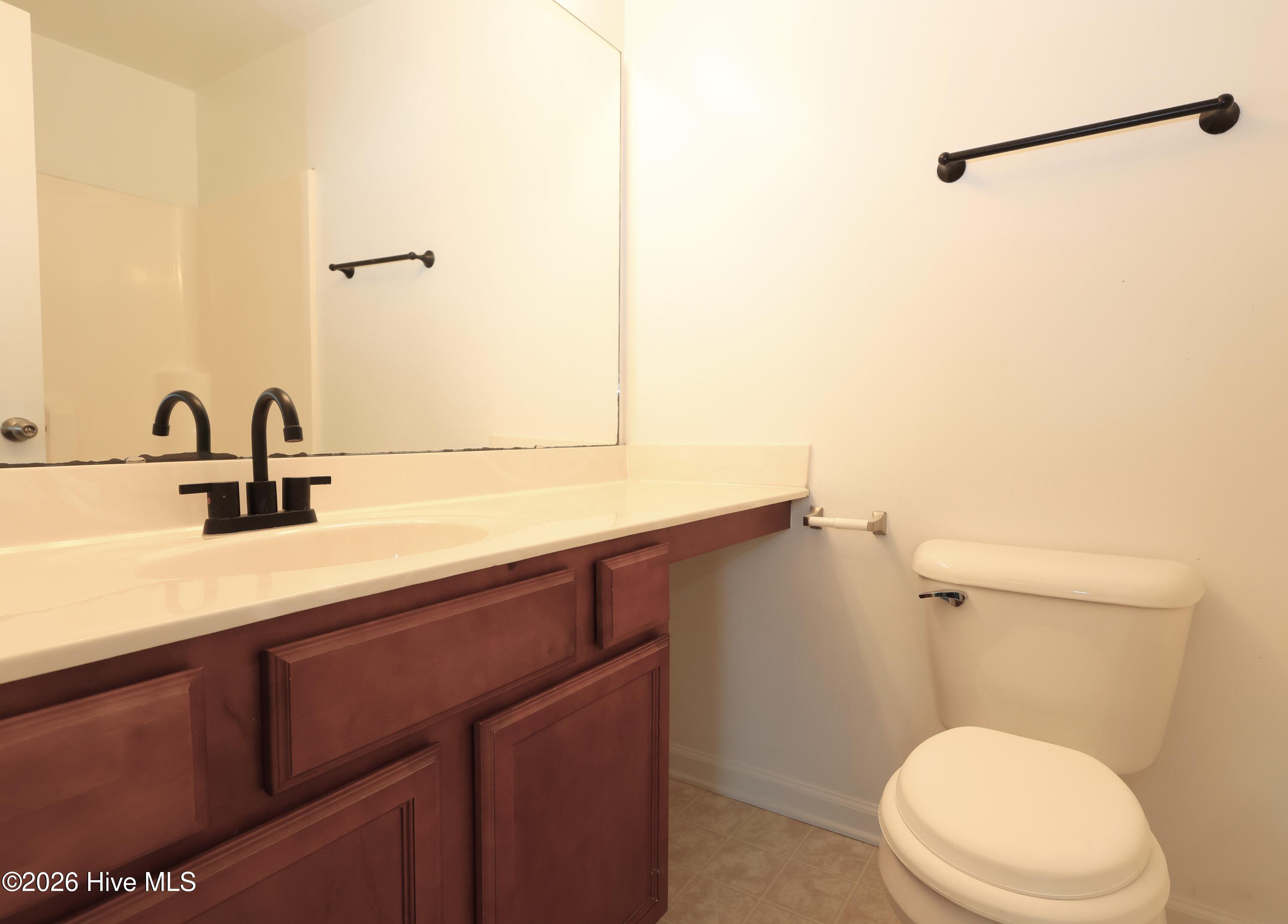 100551335 | Photo 11