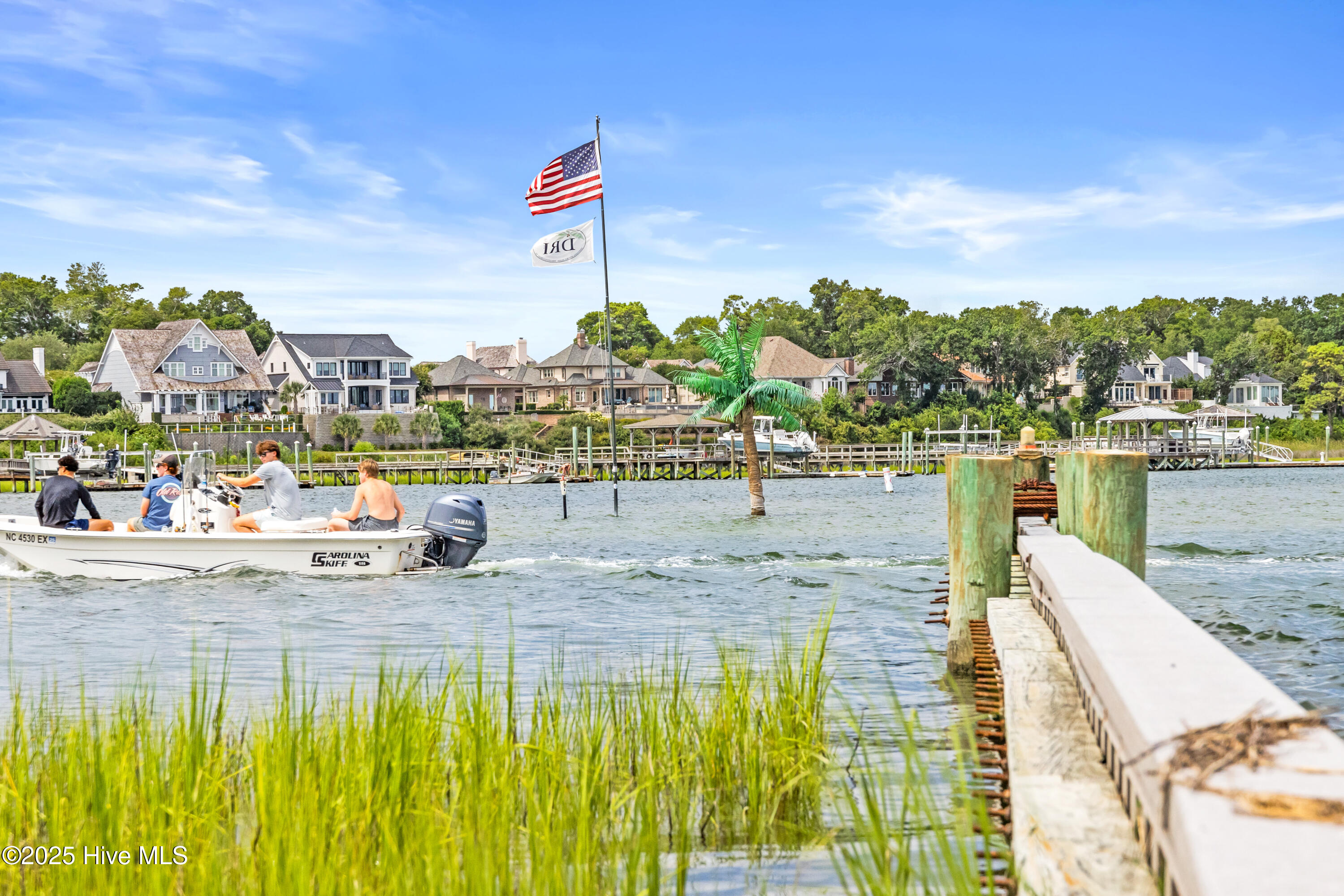 100523533 | Photo 34