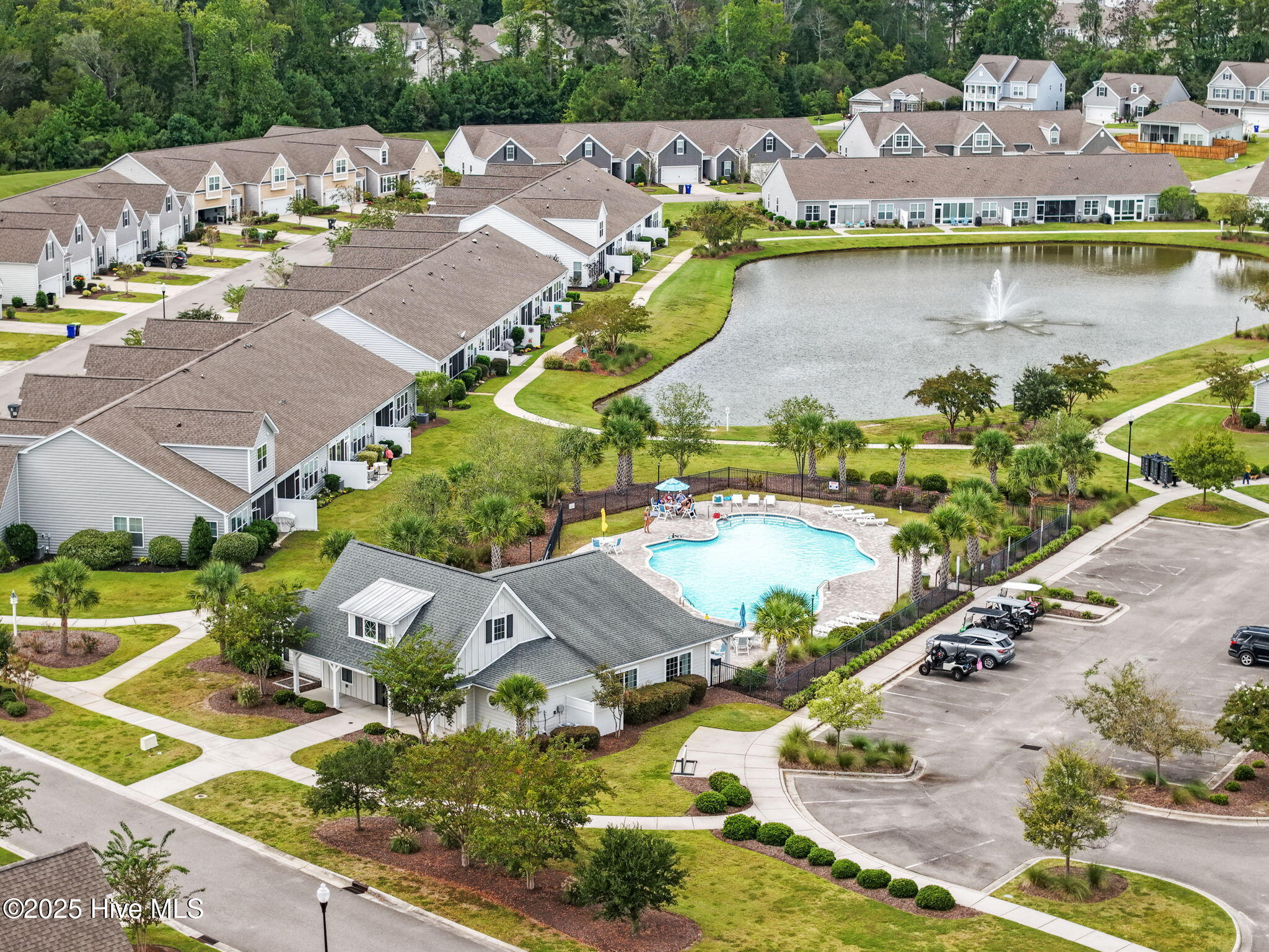 100531628 | Photo 58