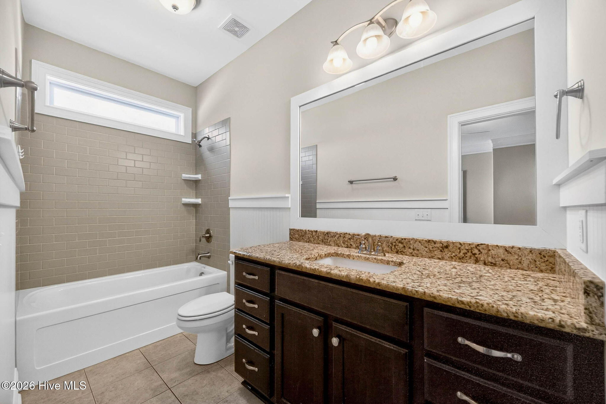 100567612 | Photo 48