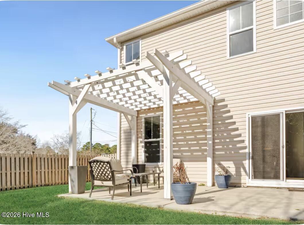 100567439 | Photo 20