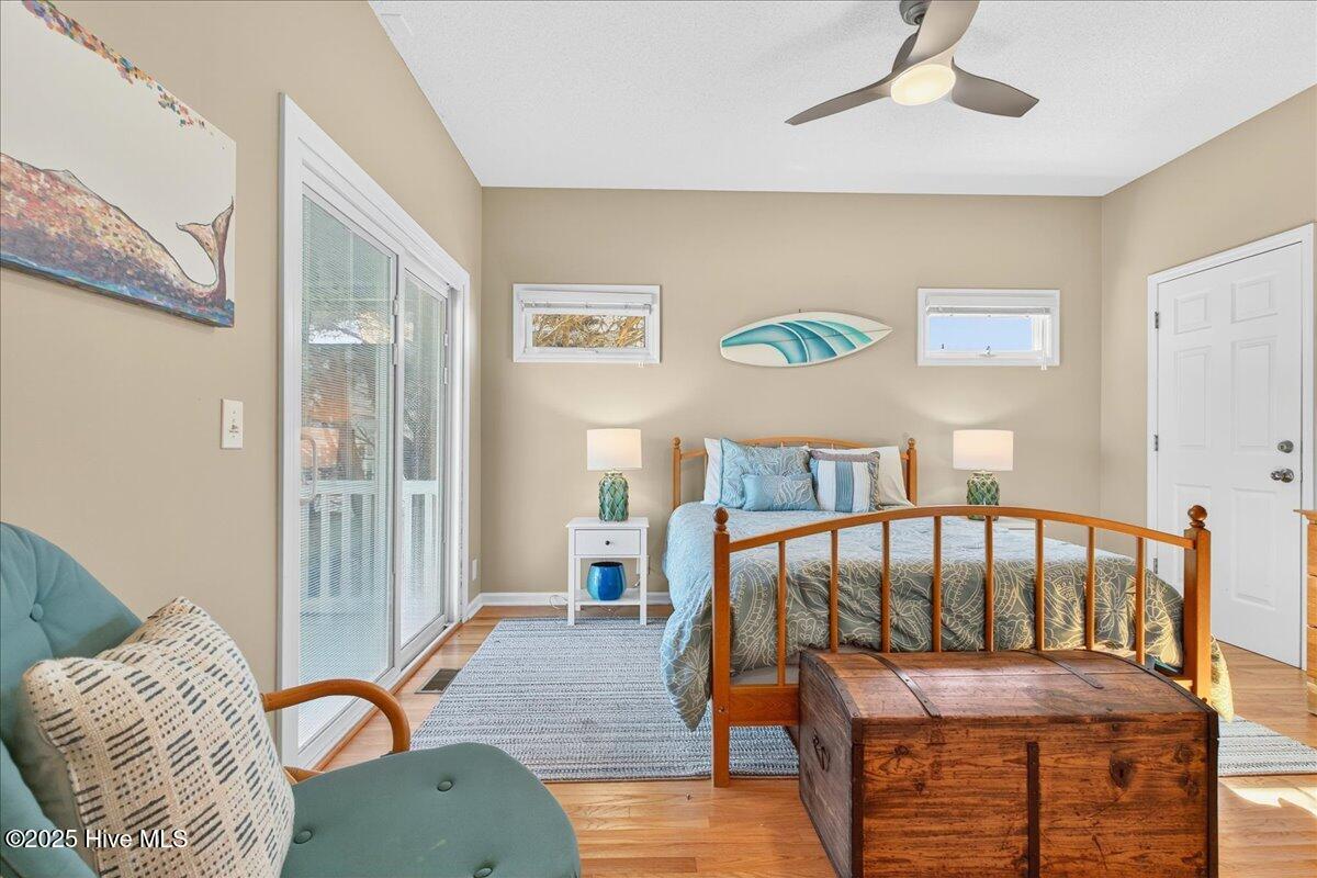 100543410 | Photo 51