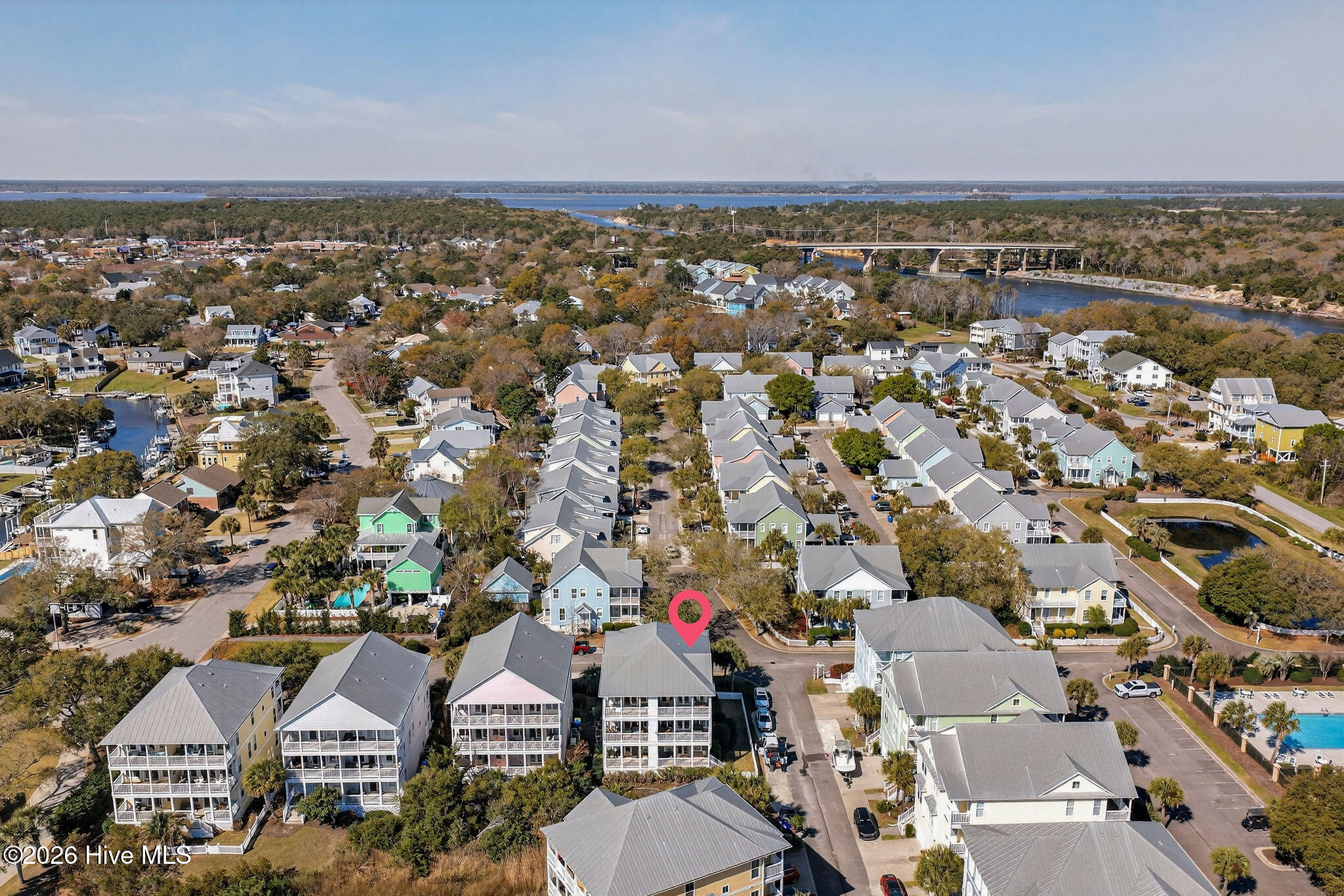 100562225 | Photo 65