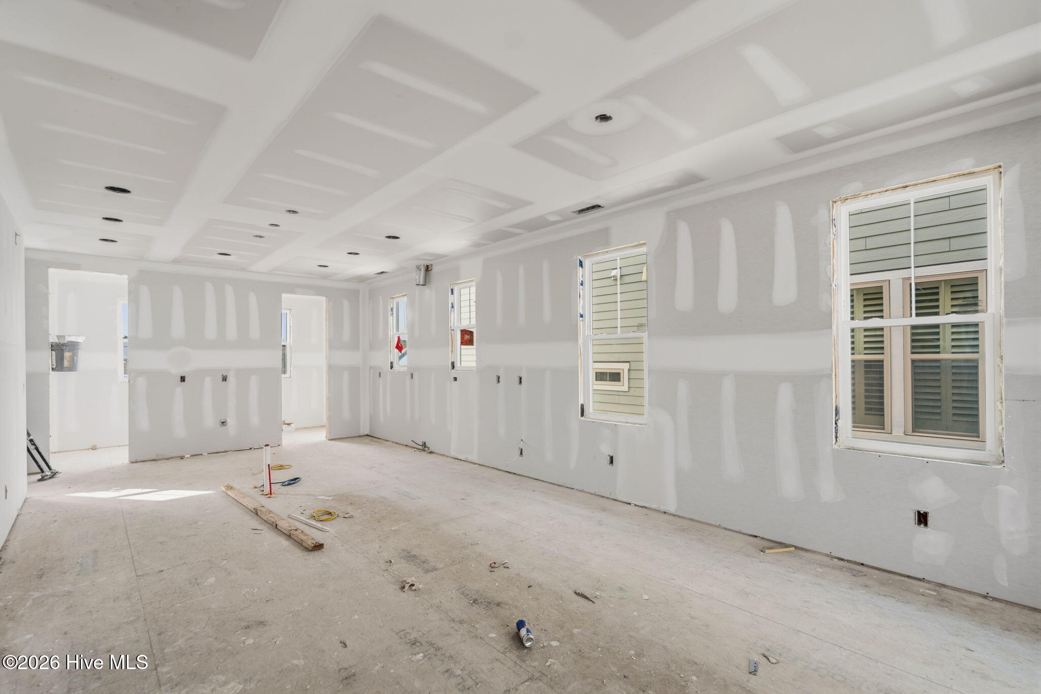 100547046 | Photo 16