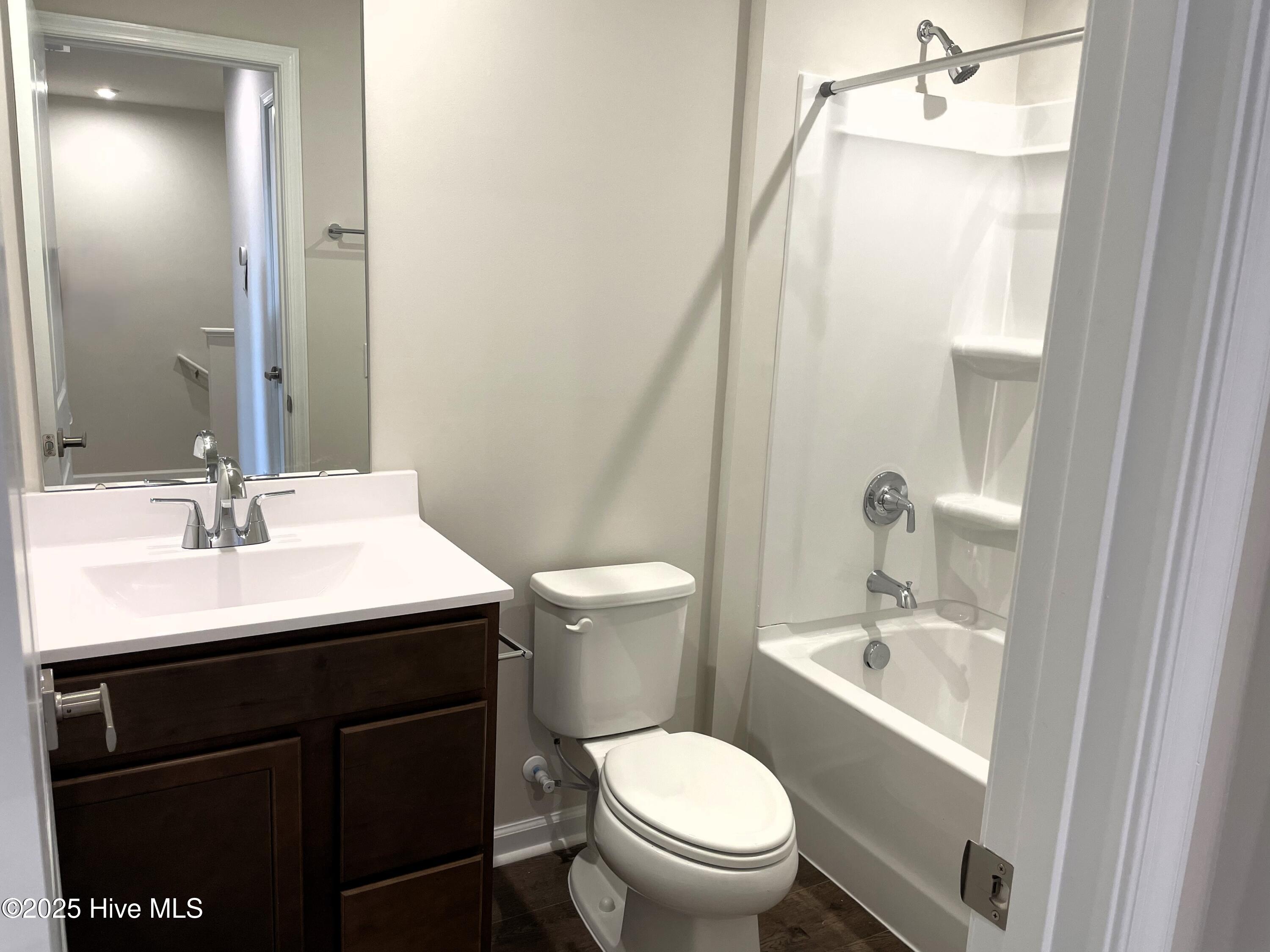 100536025 | Photo 21