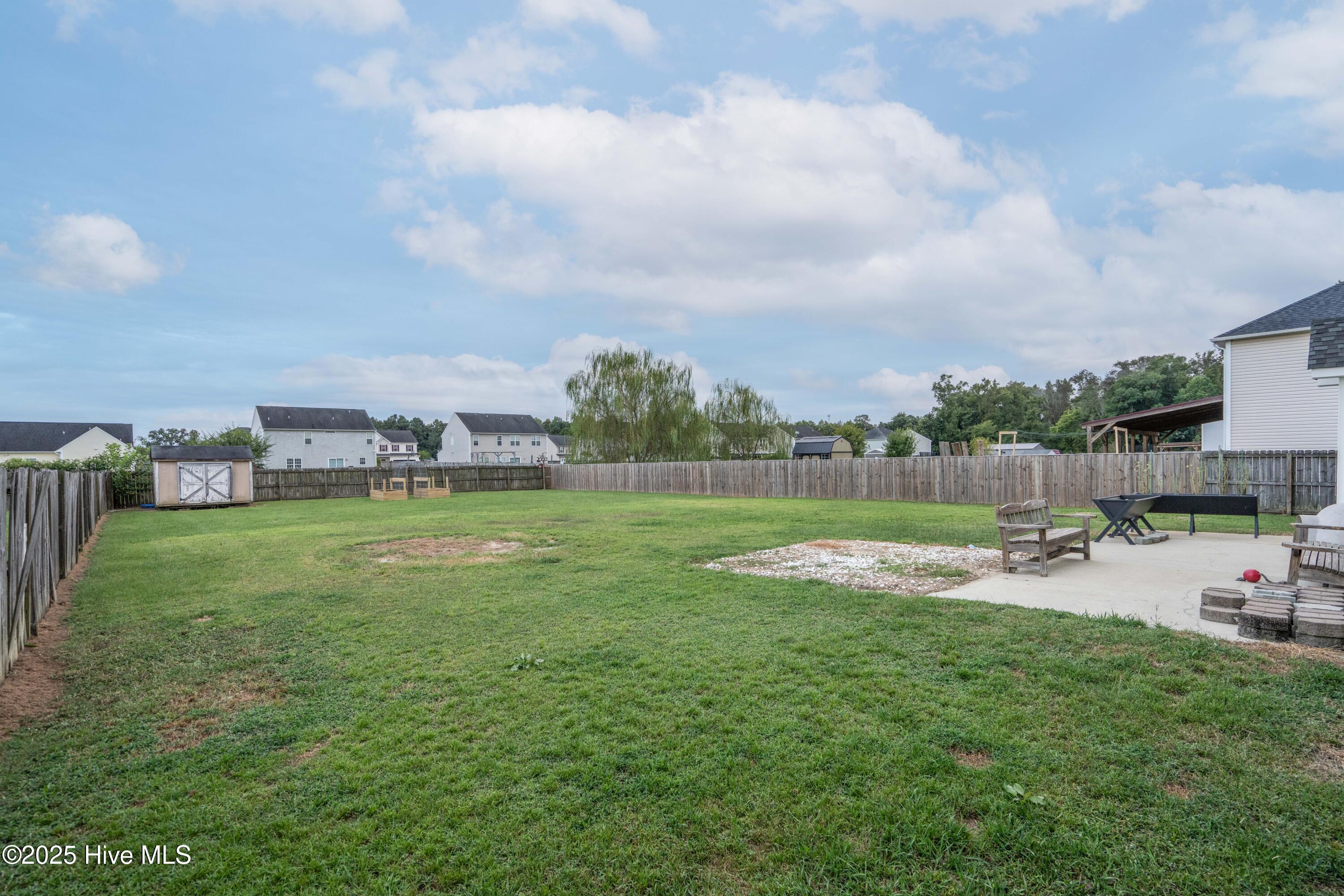 100495795 | Photo 51