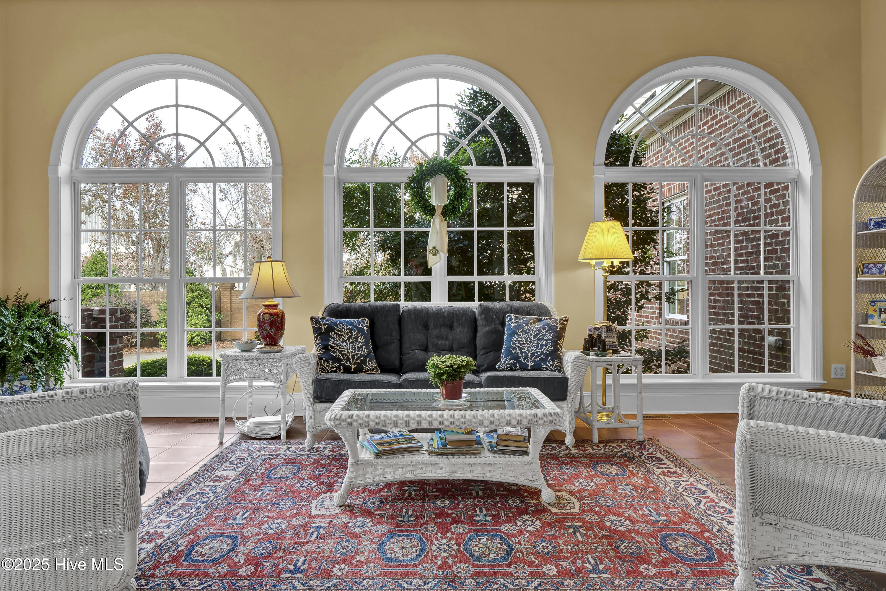 100559823 | Photo 18