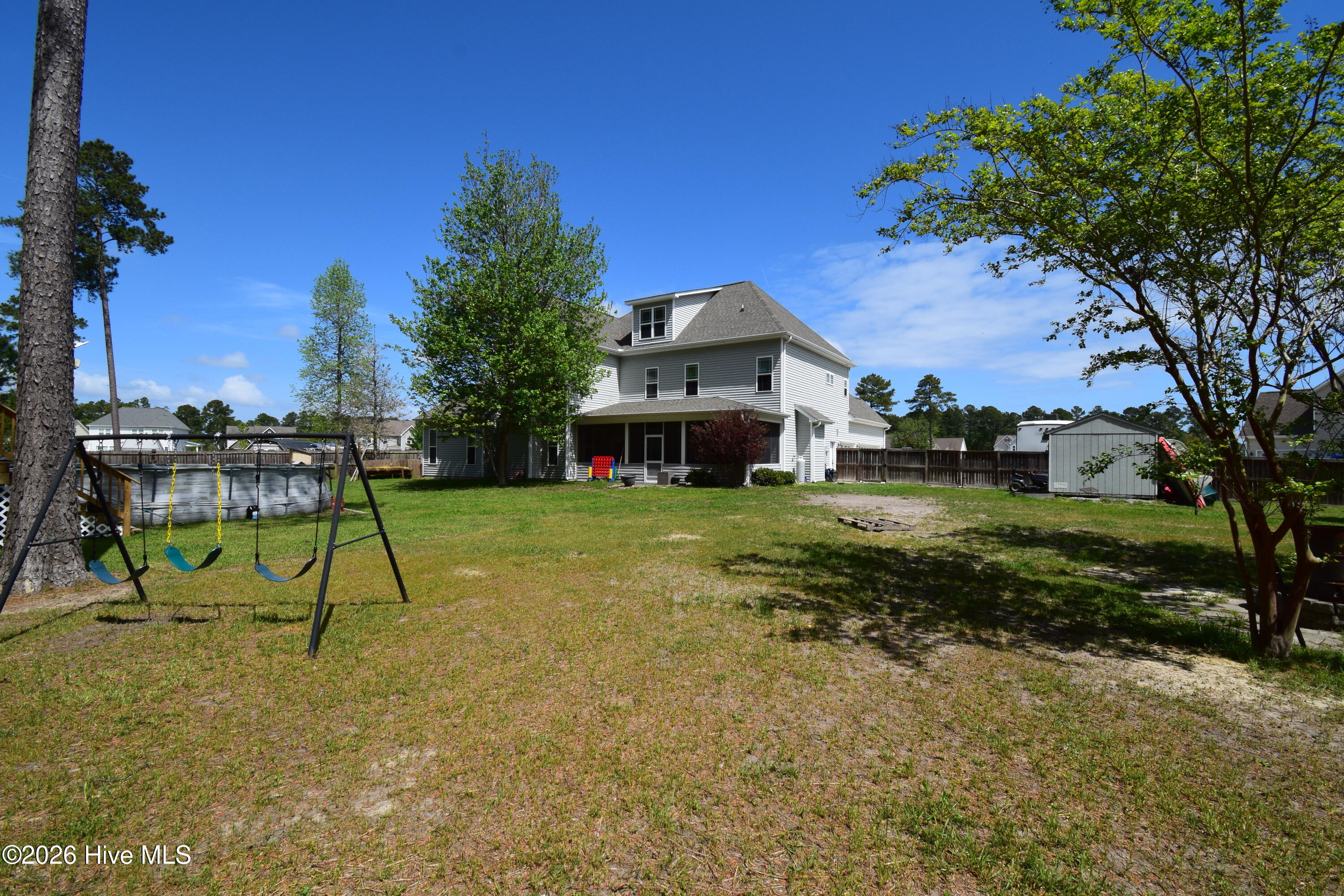 100566647 | Photo 53