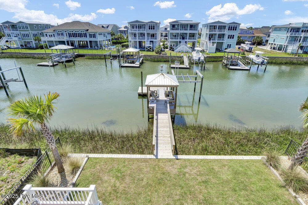 100509330 | Photo 20