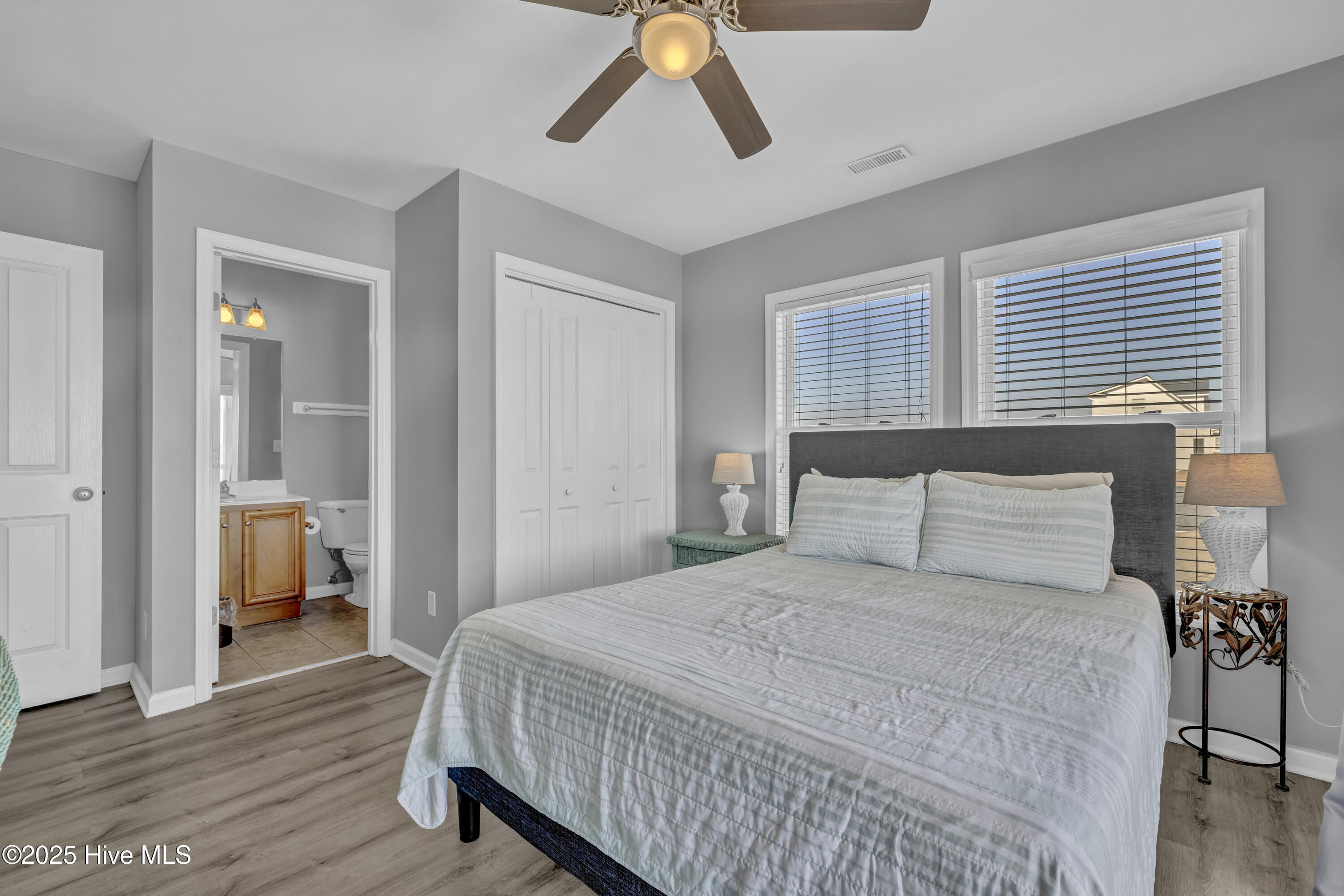 100511067 | Photo 14