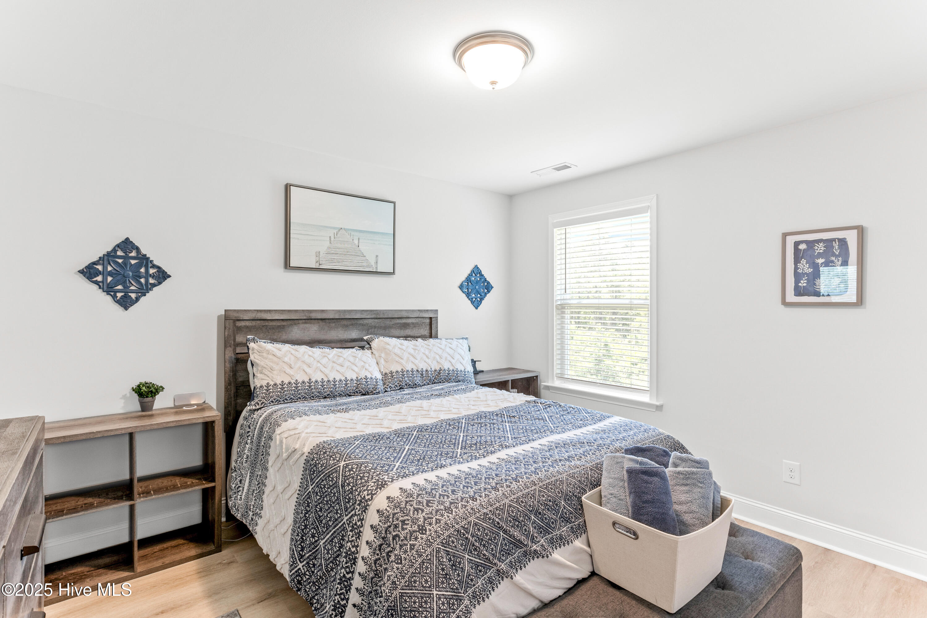 100549999 | Photo 10