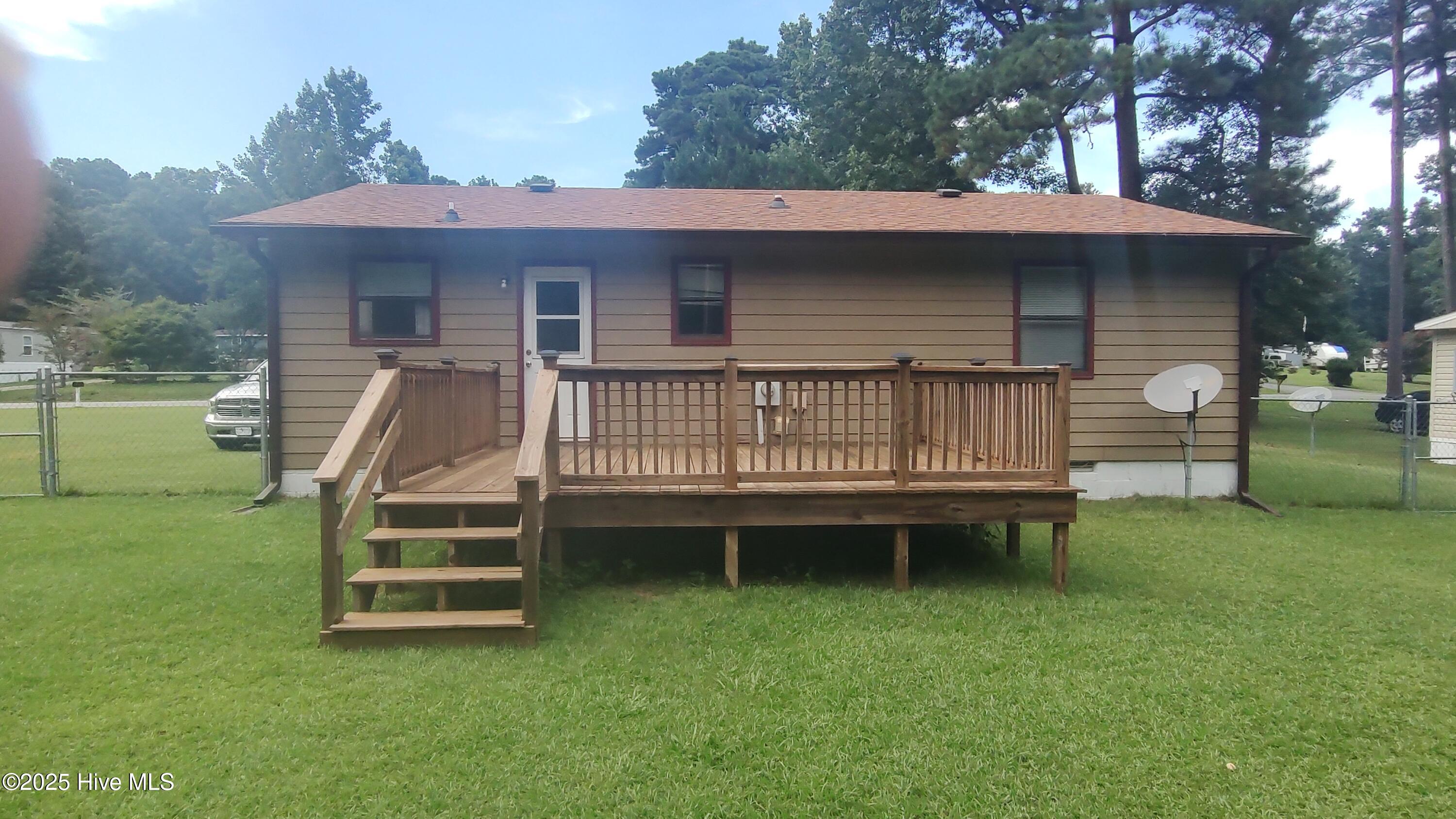 100519337 | Photo 16