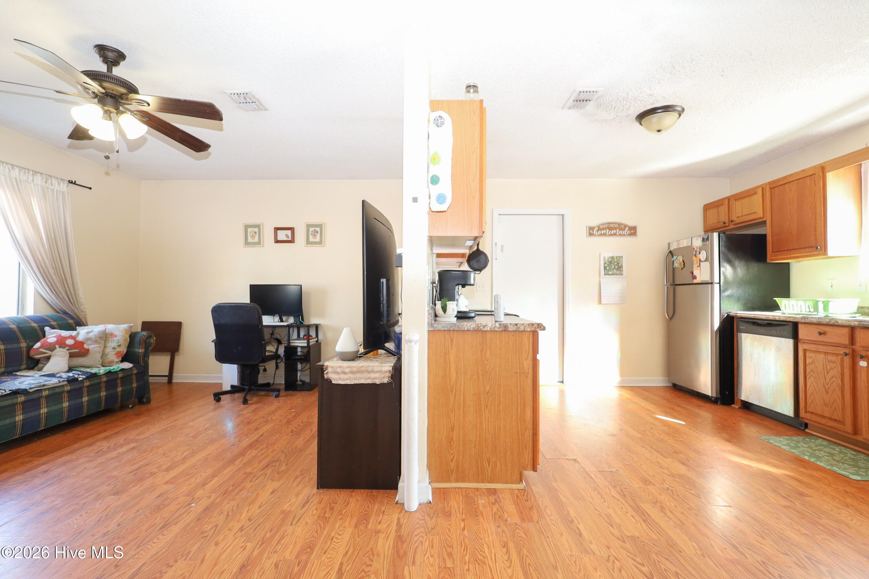 100552596 | Photo 29