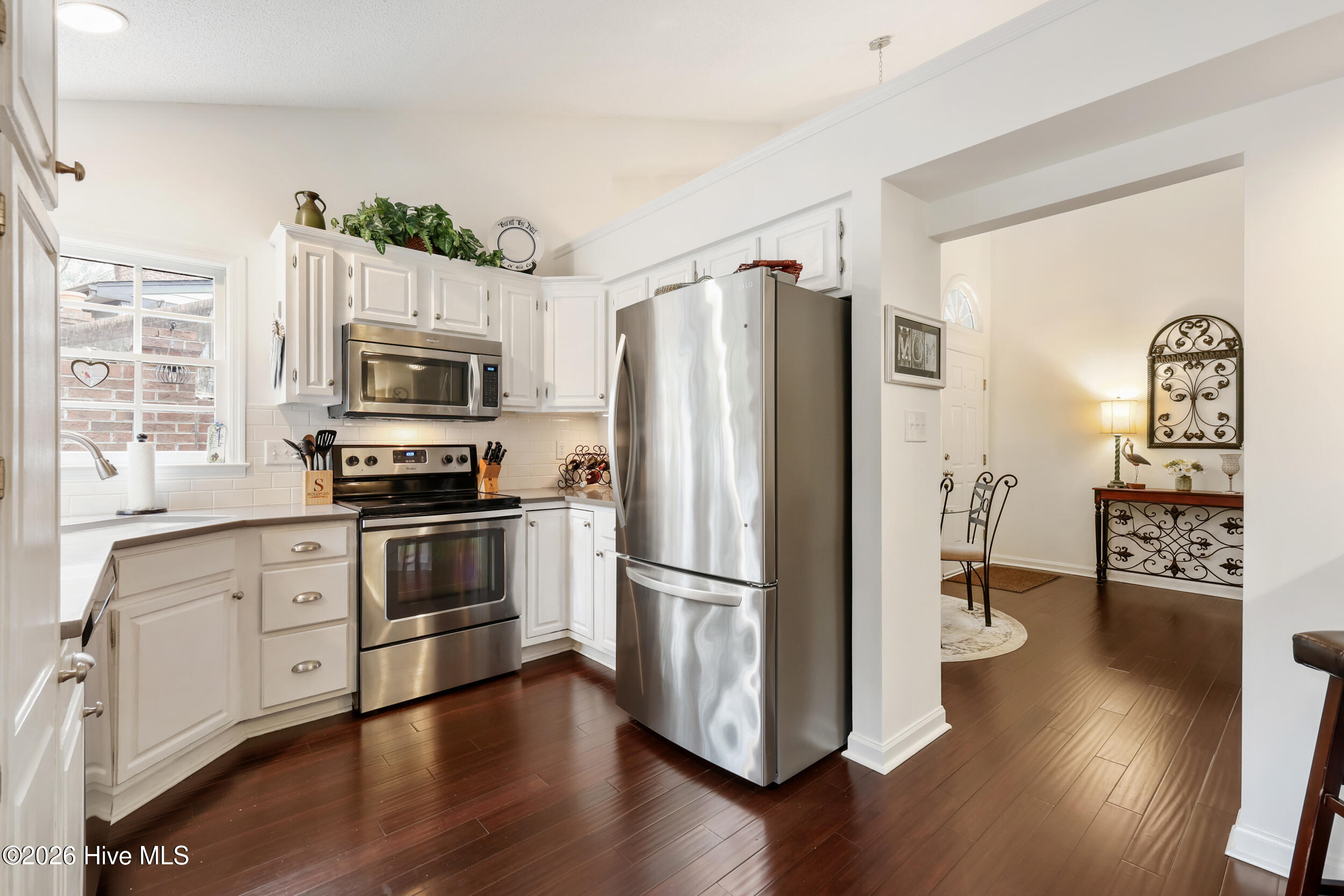 100557984 | Photo 13