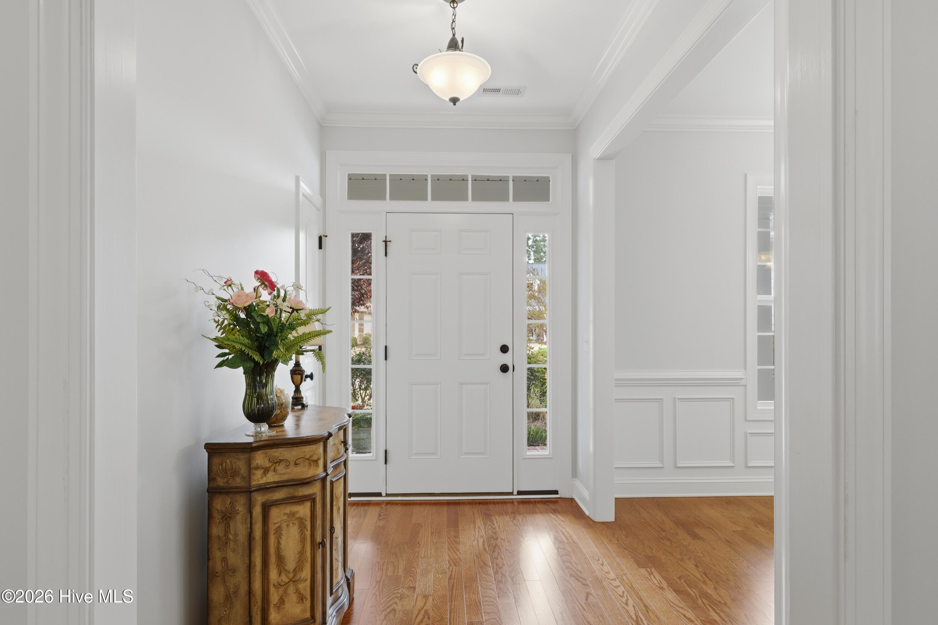 100565162 | Photo 14