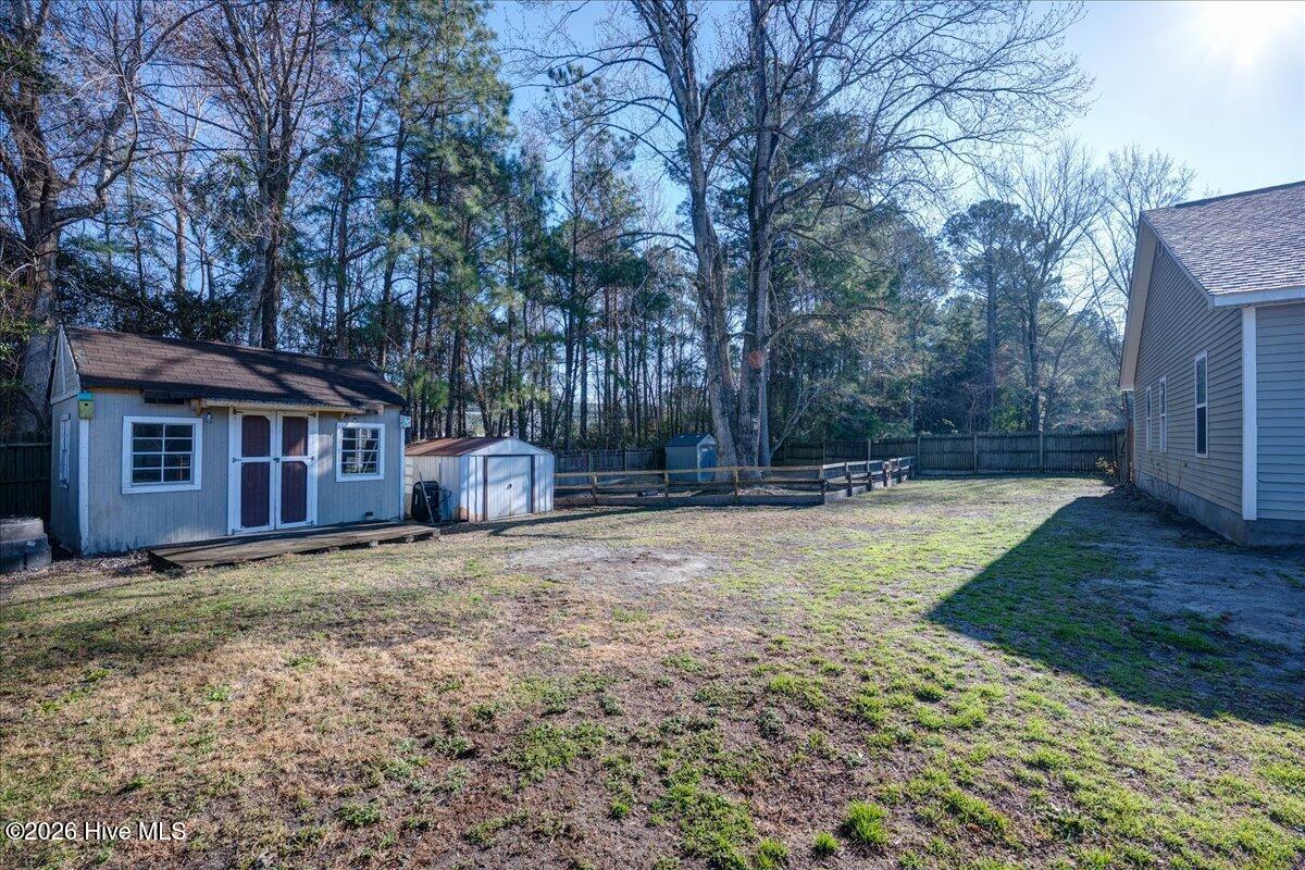 100548576 | Photo 45