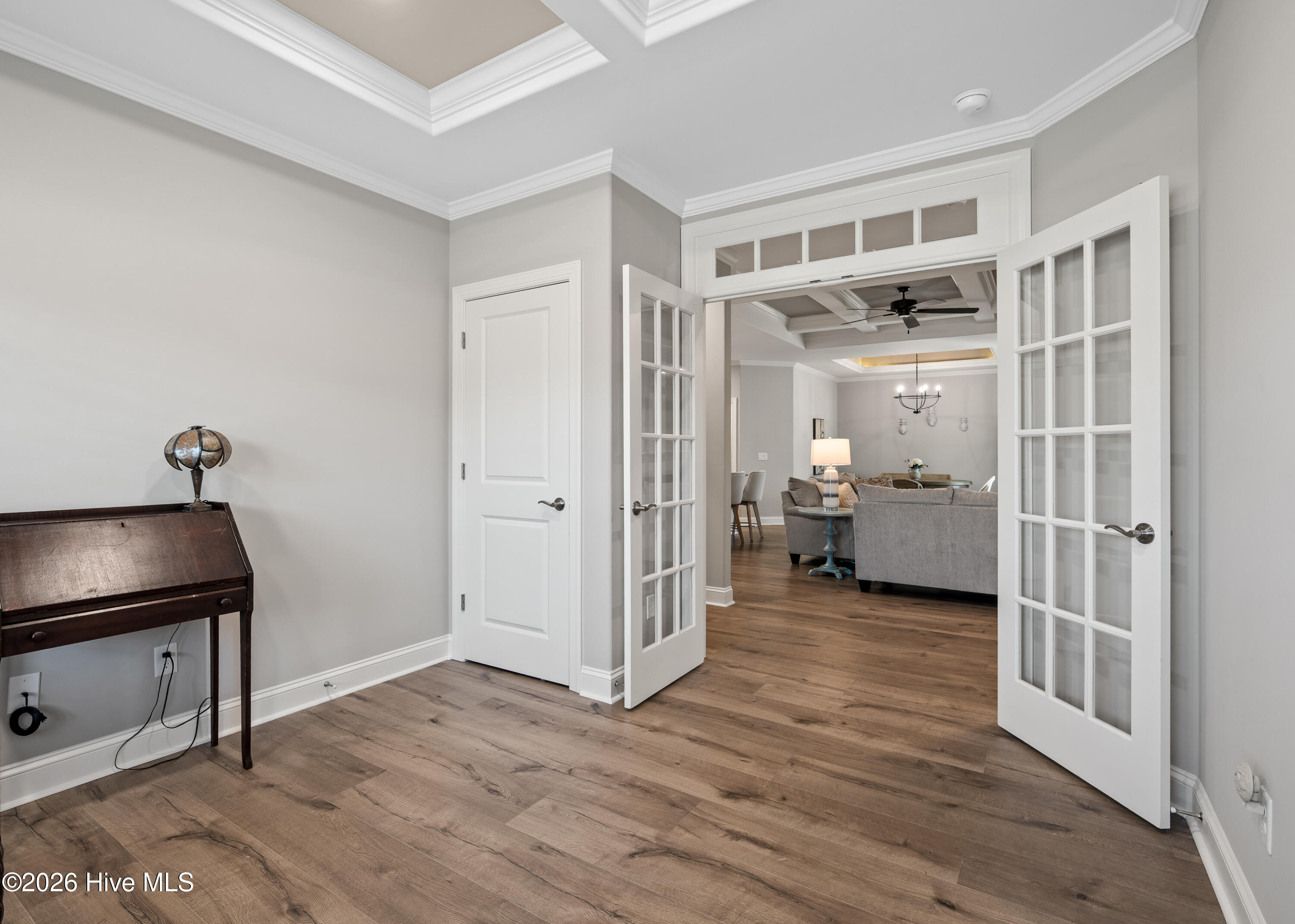 100547425 | Photo 17