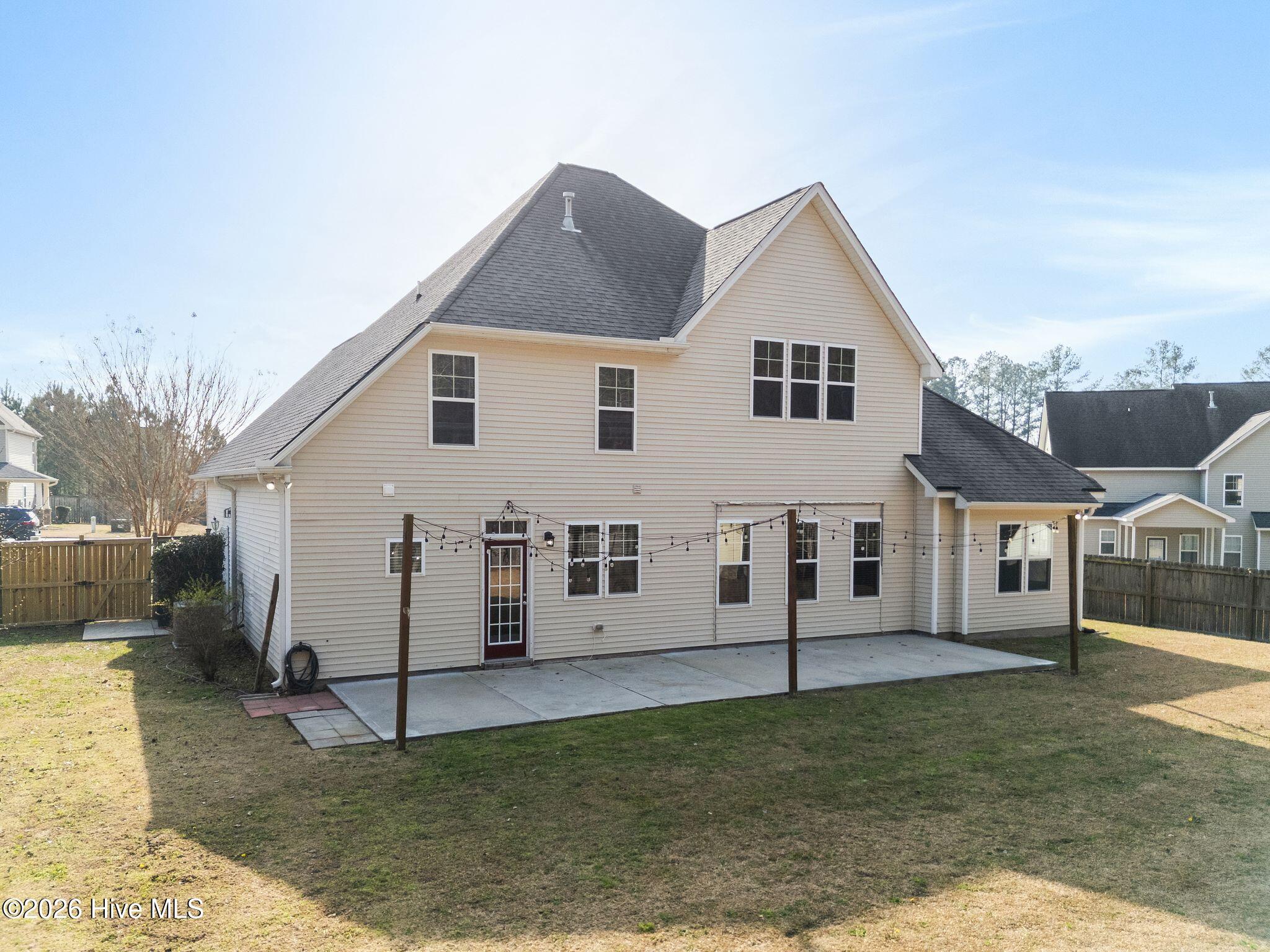 100558662 | Photo 61