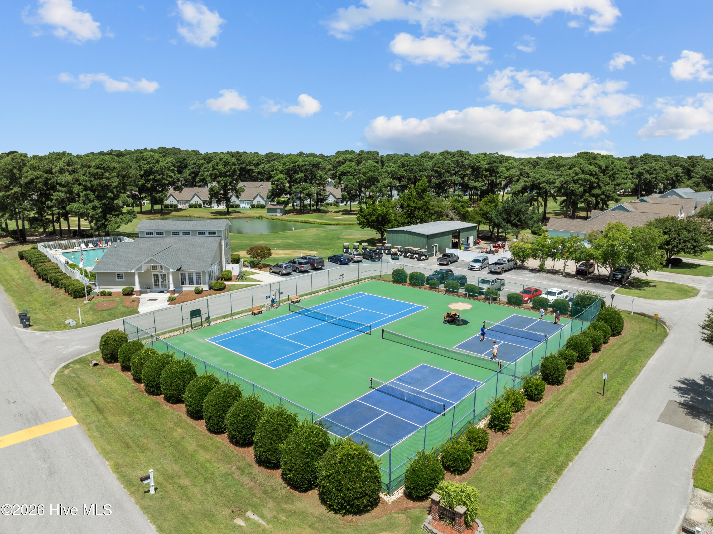 100570621 | Photo 38