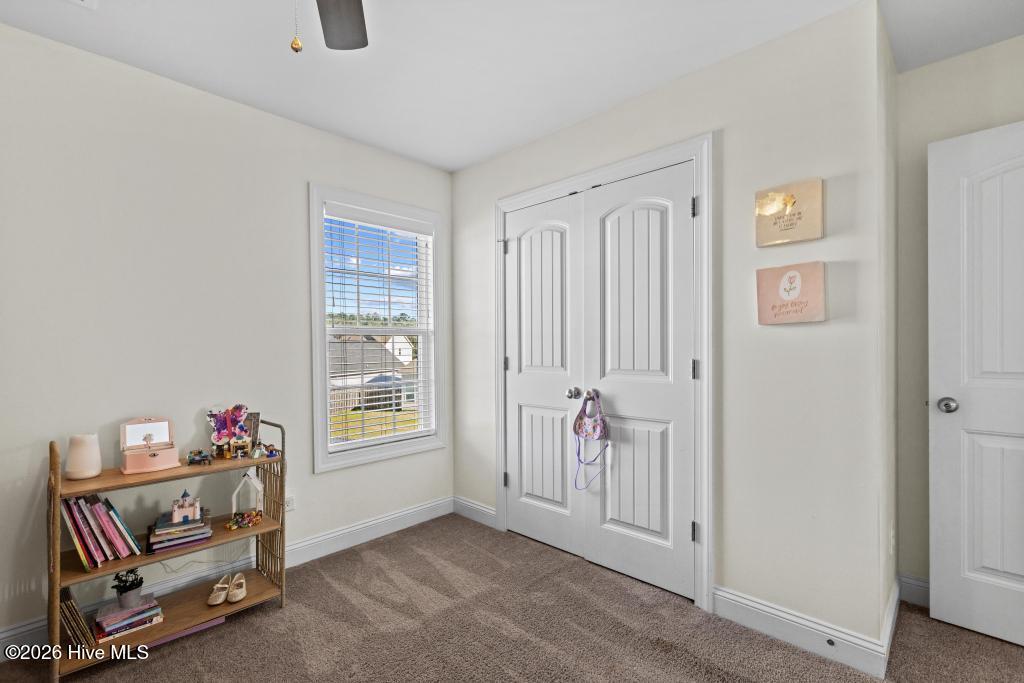 100562207 | Photo 34