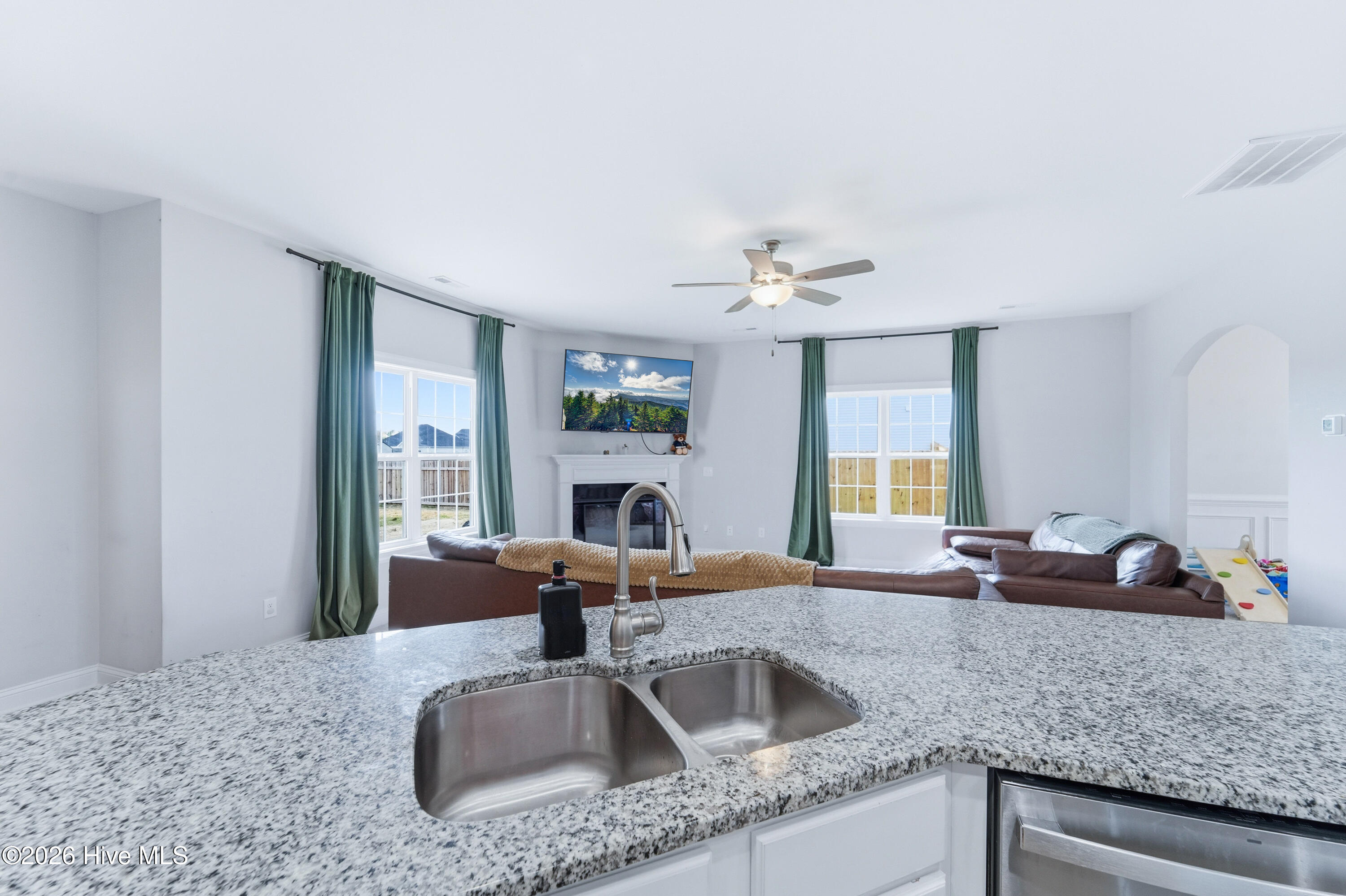 700 Puppy Drum Lane,Maysville