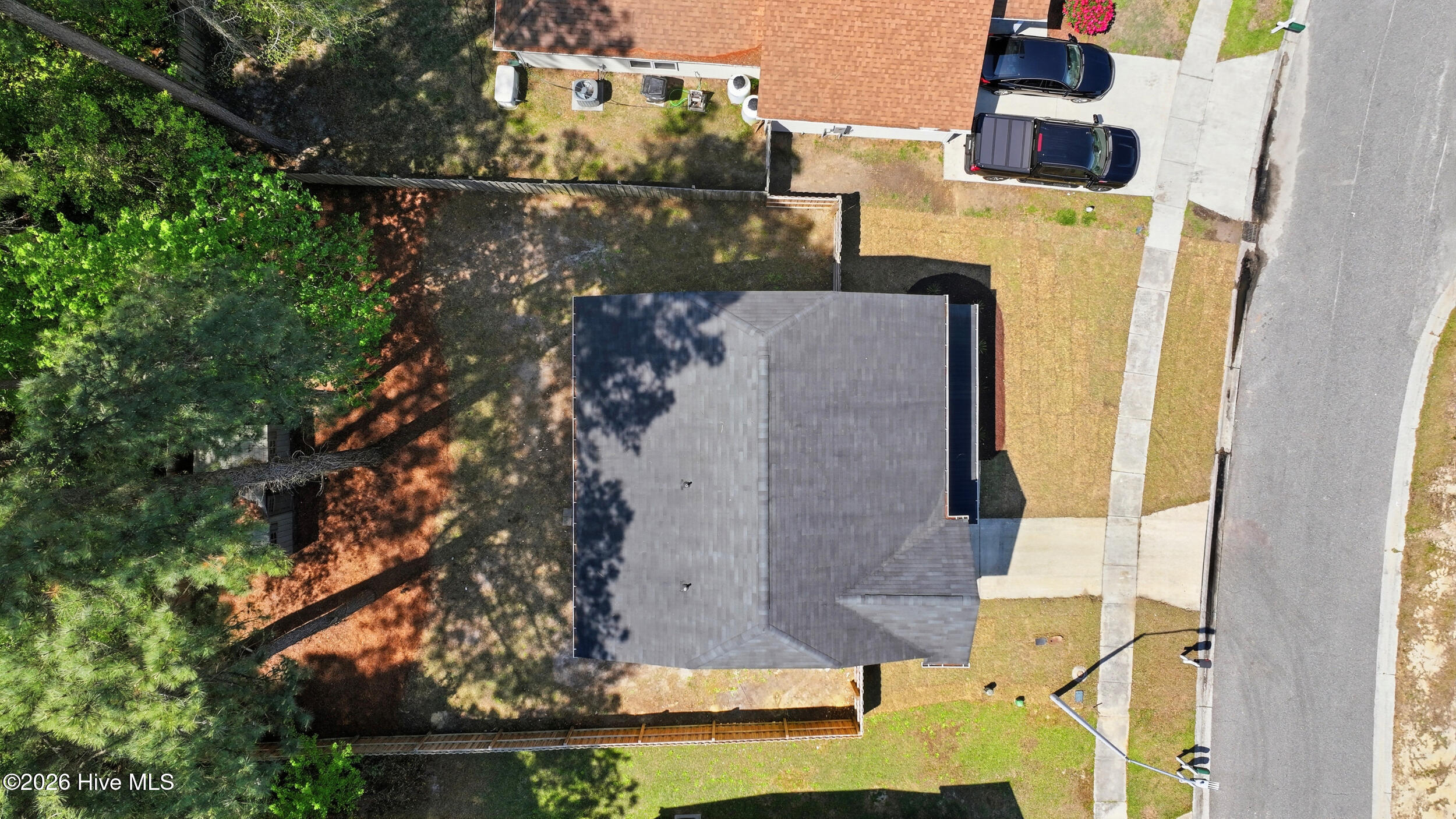 100567216 | Photo 47