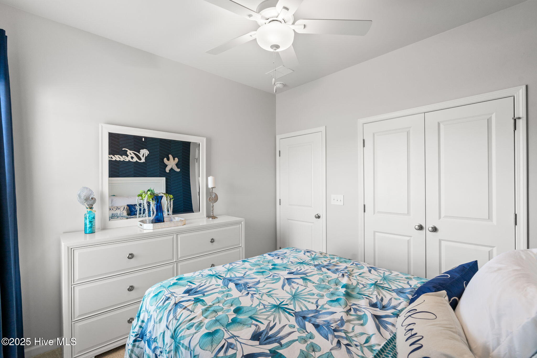 100536885 | Photo 14