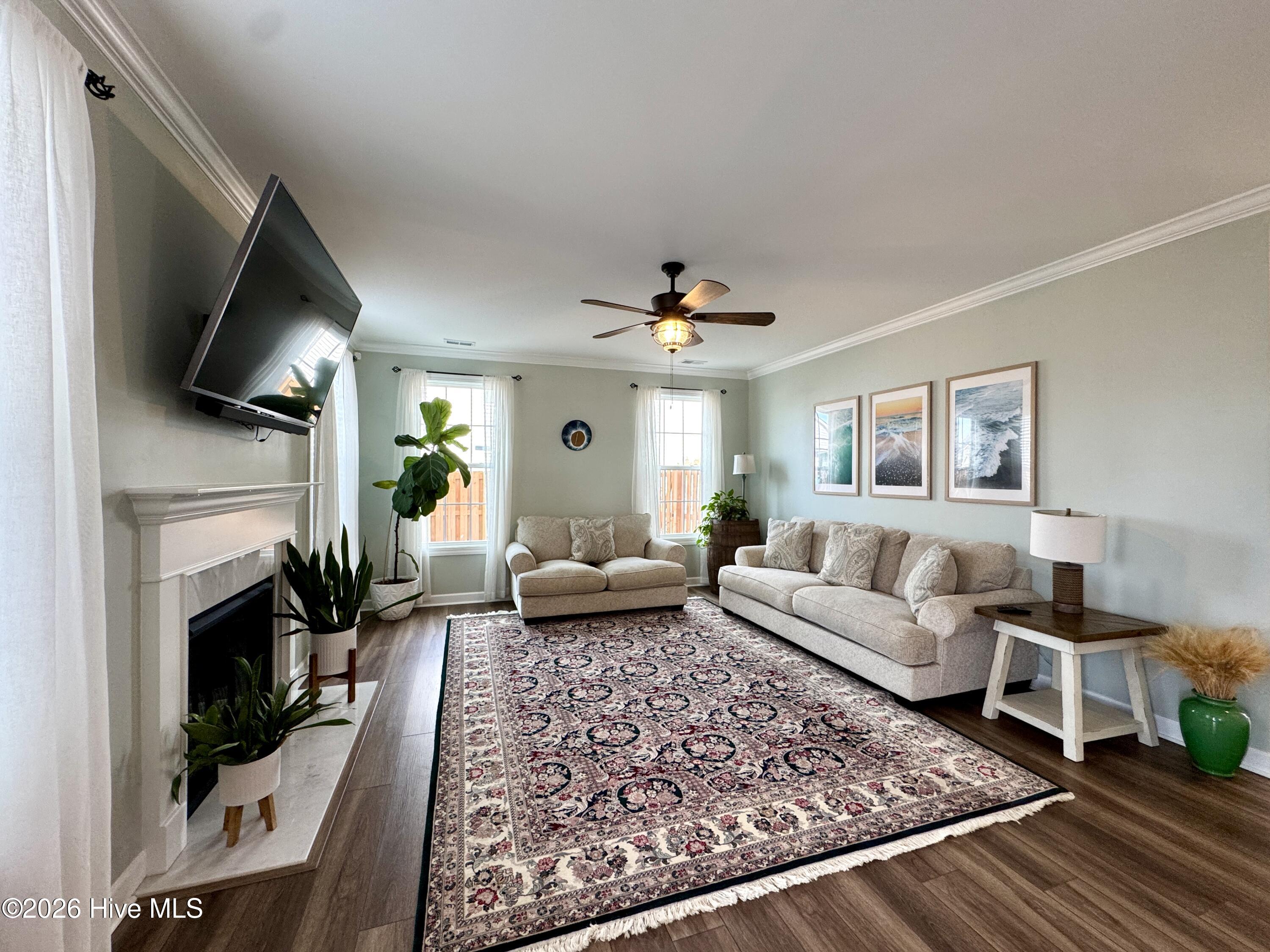 100547423 | Photo 19