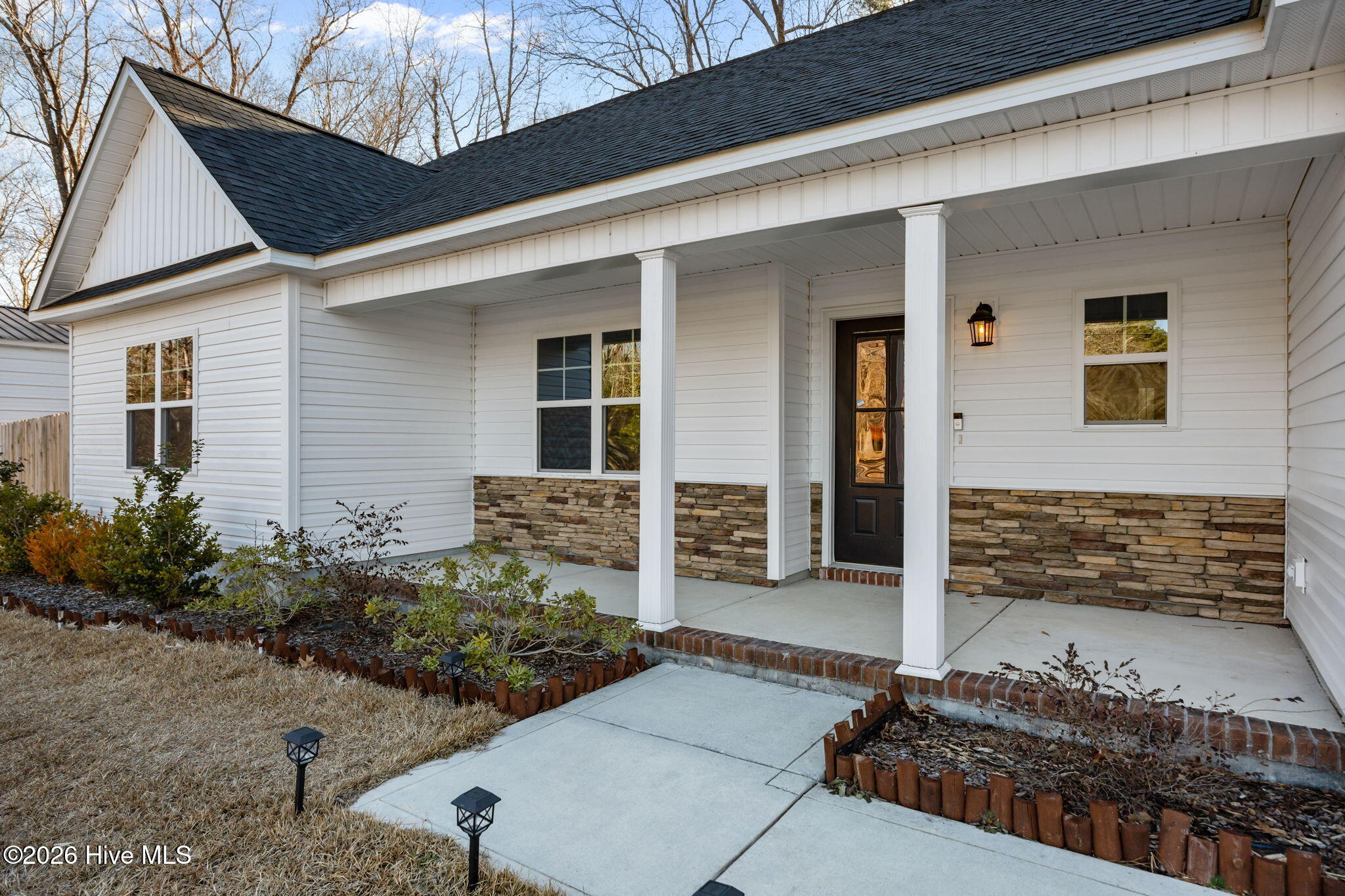 100553679 | Photo 37