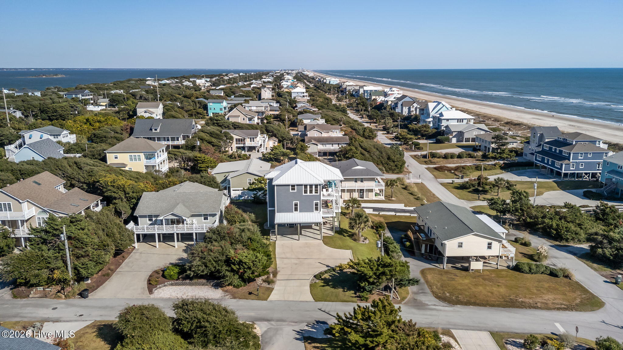 100549287 | Photo 54