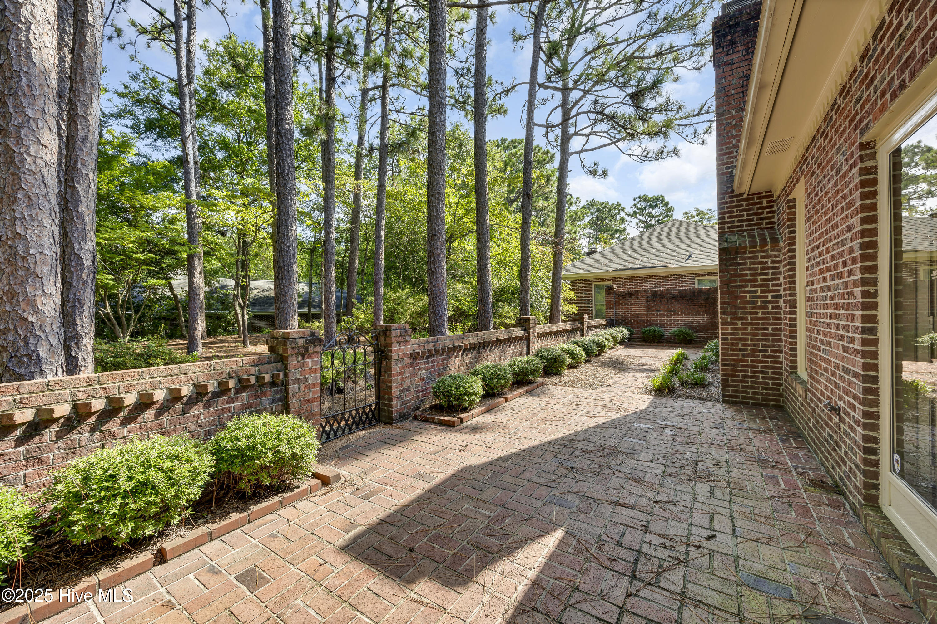 1901 Brewton Court, Wilmington, NC 28403 – photo 24: 025_img_7997_342