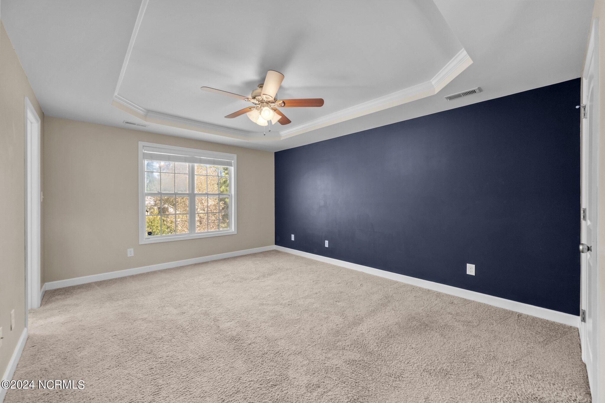 100544089 | Photo 15