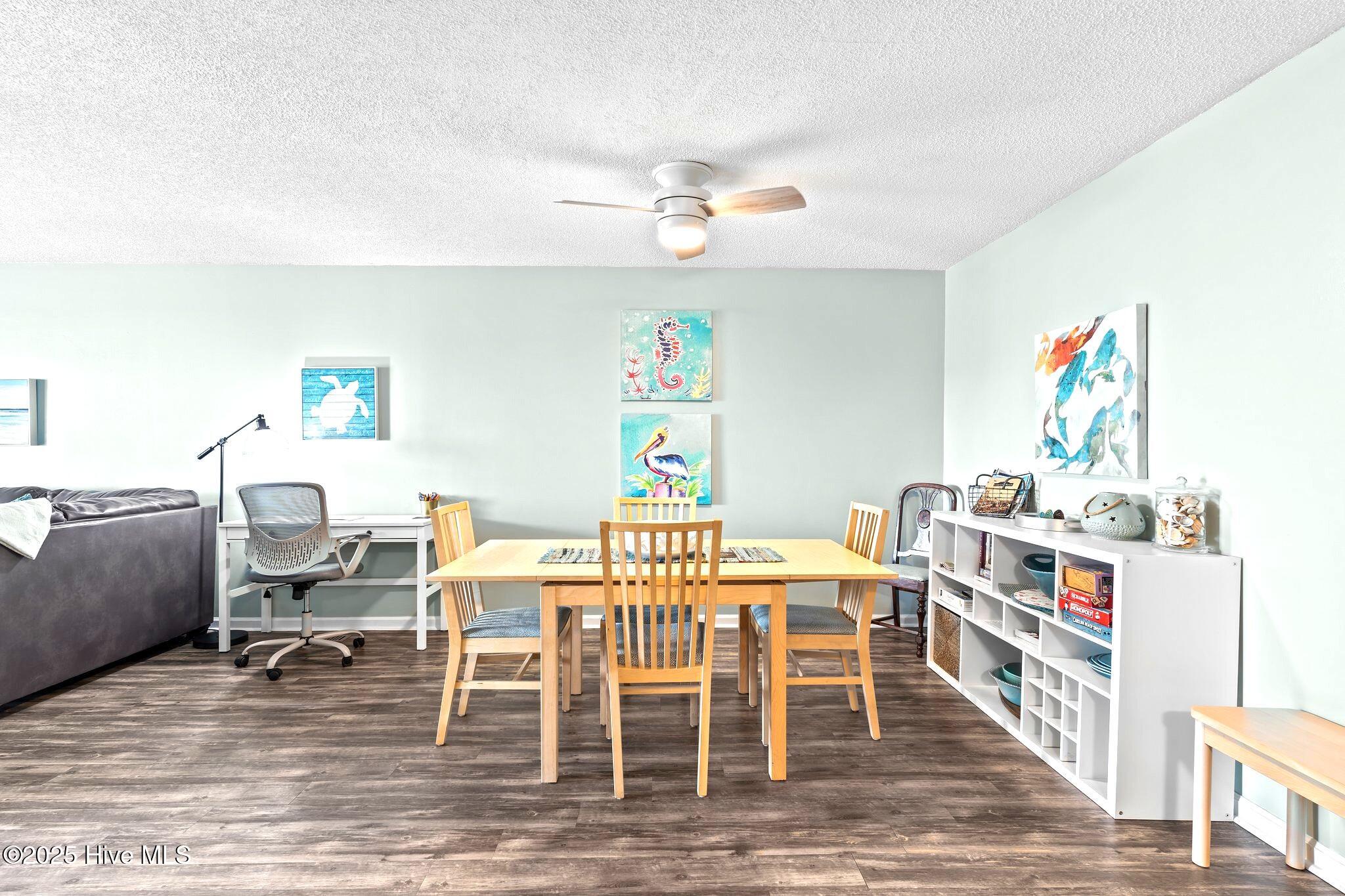 100530114 | Photo 22