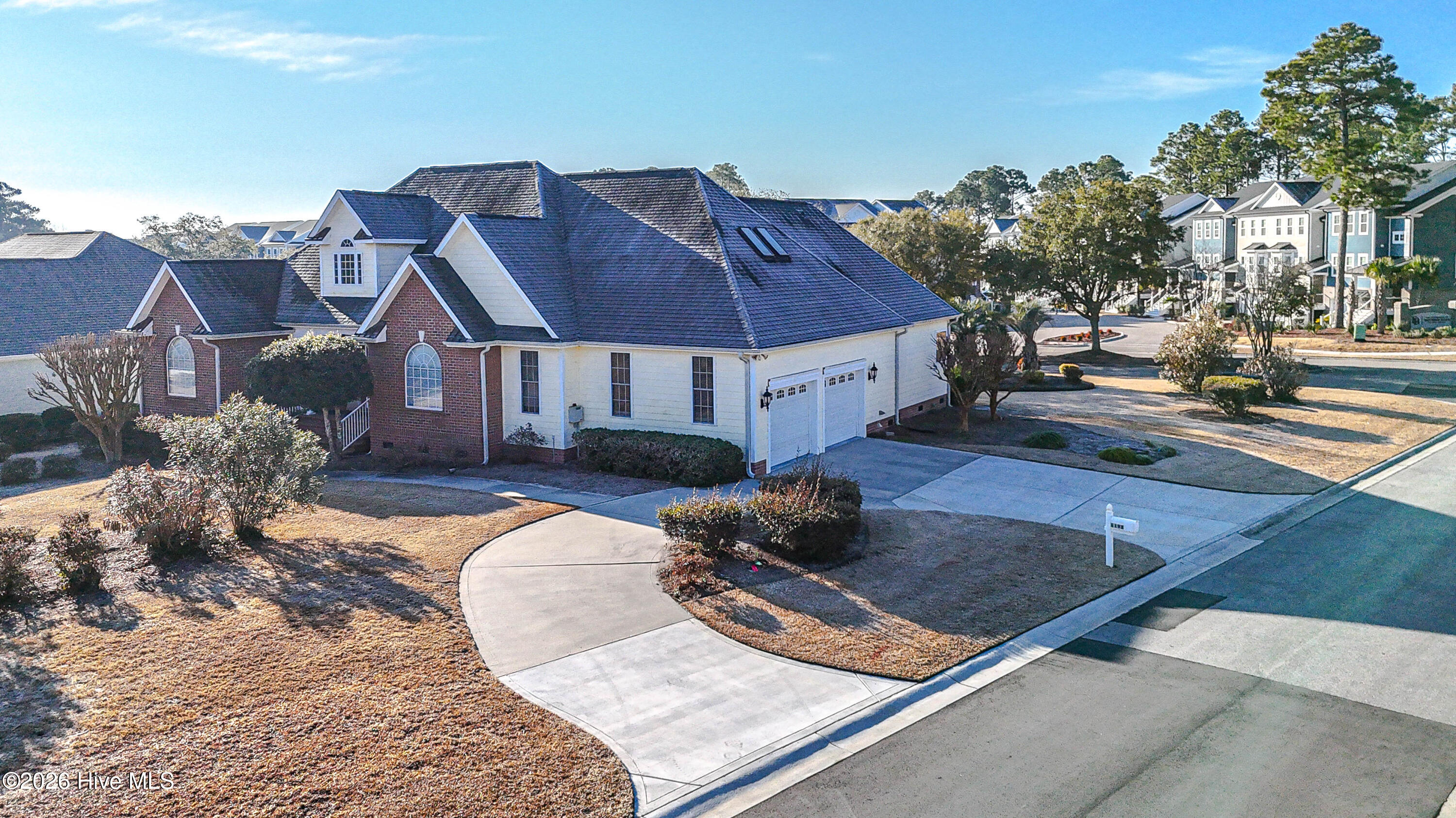 100553536 | Photo 56