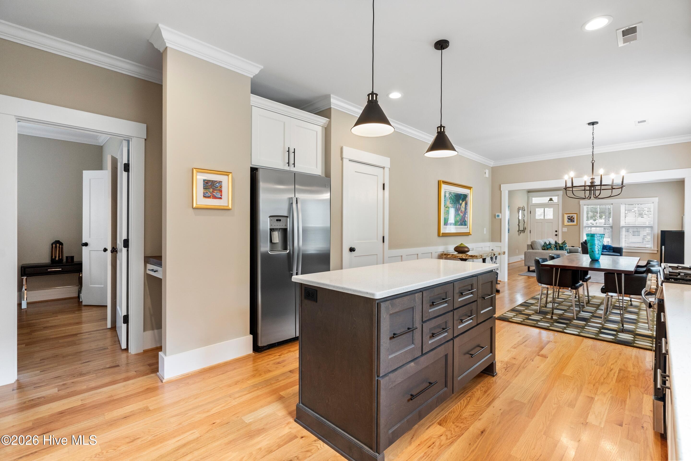 100559933 | Photo 10