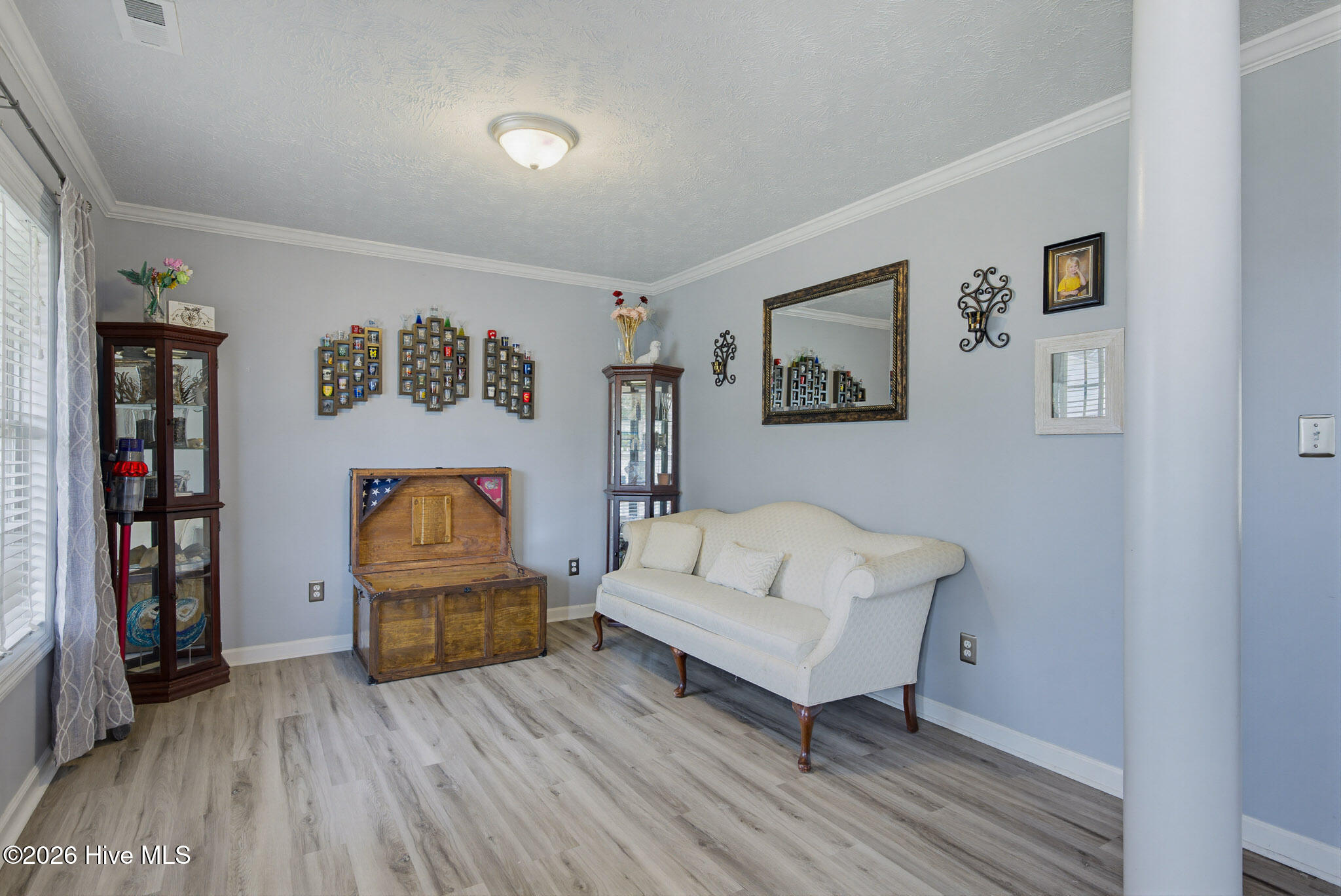 303 E Regent Court,Jacksonville