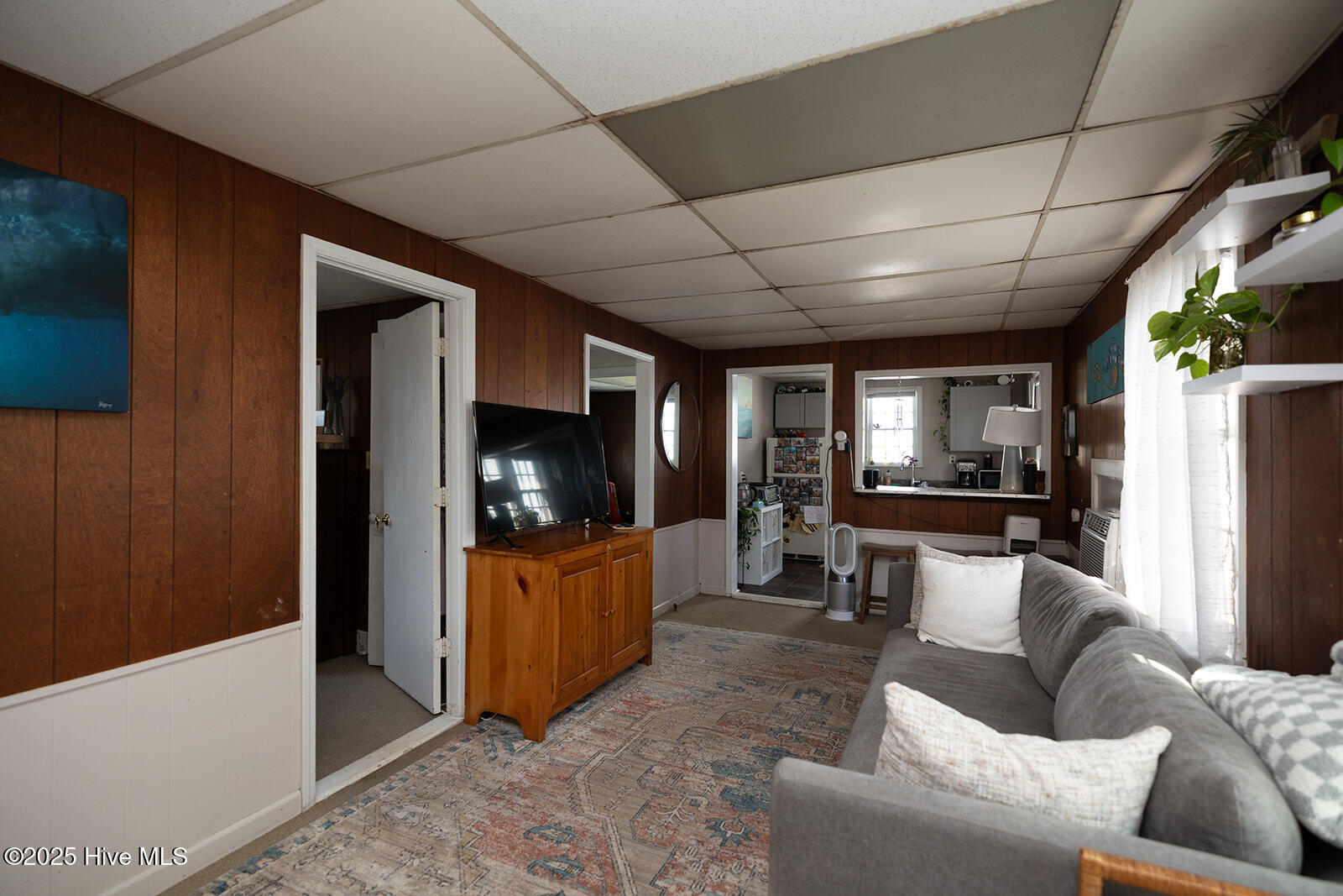 100513730 | Photo 26